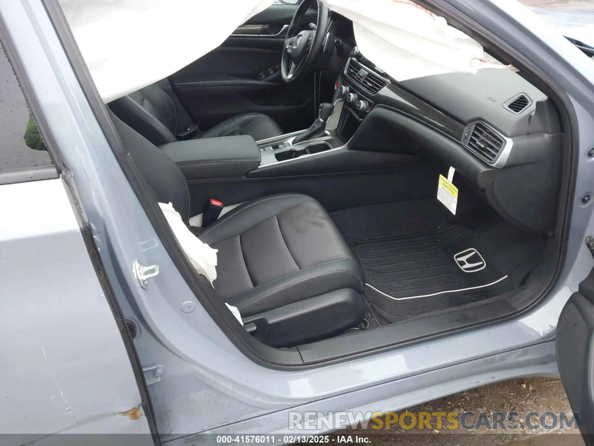 5 Photograph of a damaged car 1HGCV1F3XNA093862 HONDA ACCORD 2022