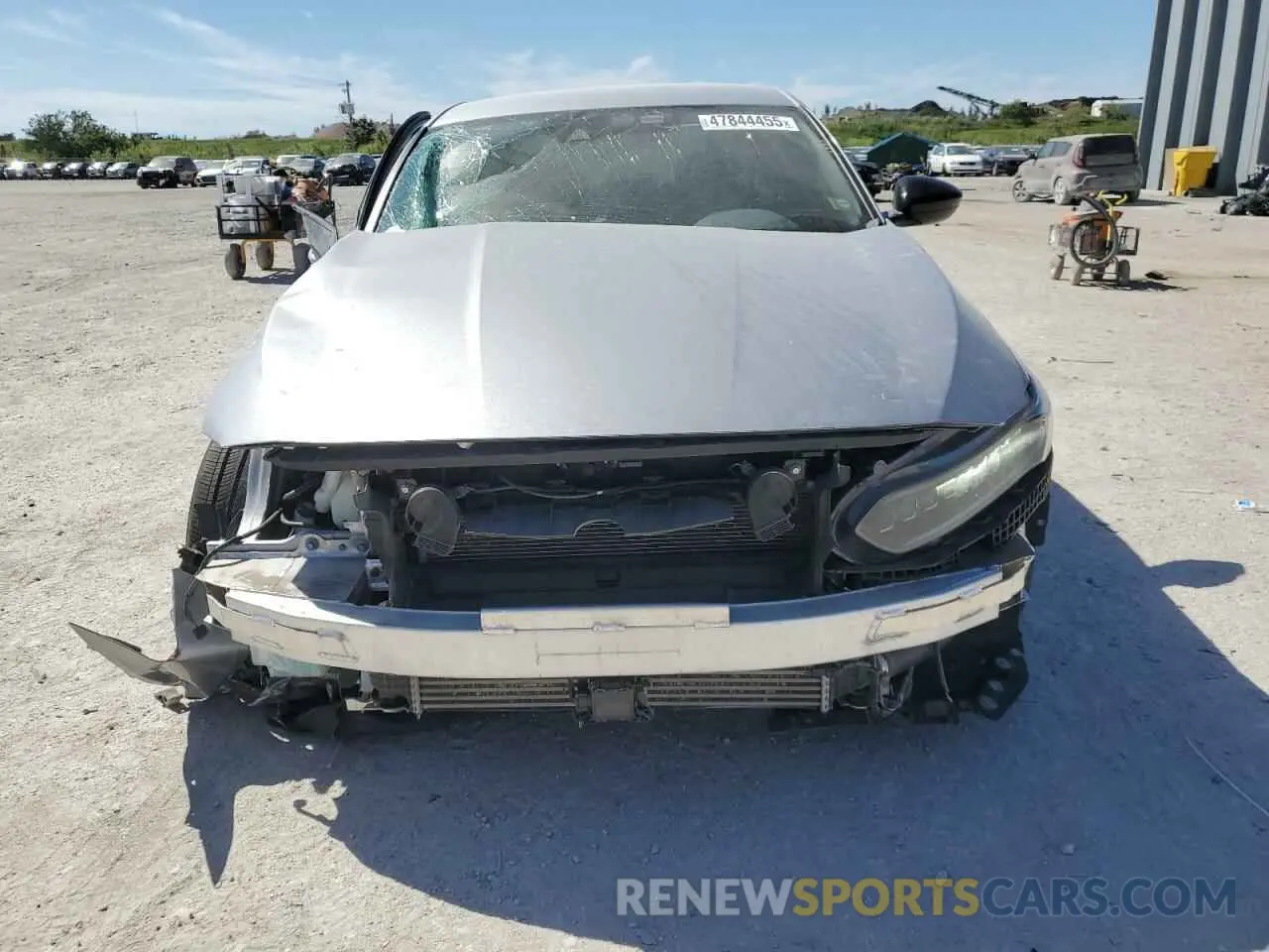 5 Photograph of a damaged car 1HGCV1F3XNA100602 HONDA ACCORD 2022
