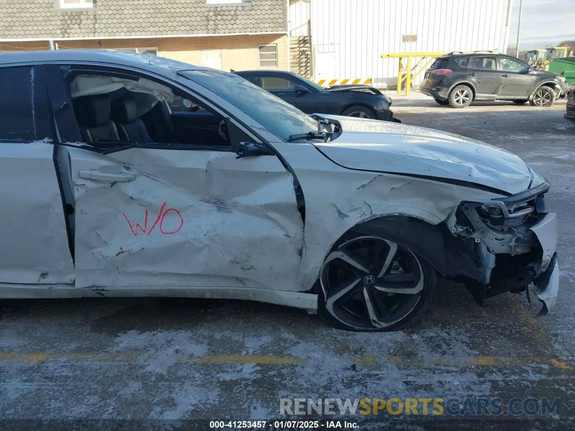 6 Photograph of a damaged car 1HGCV1F3XNA109946 HONDA ACCORD 2022
