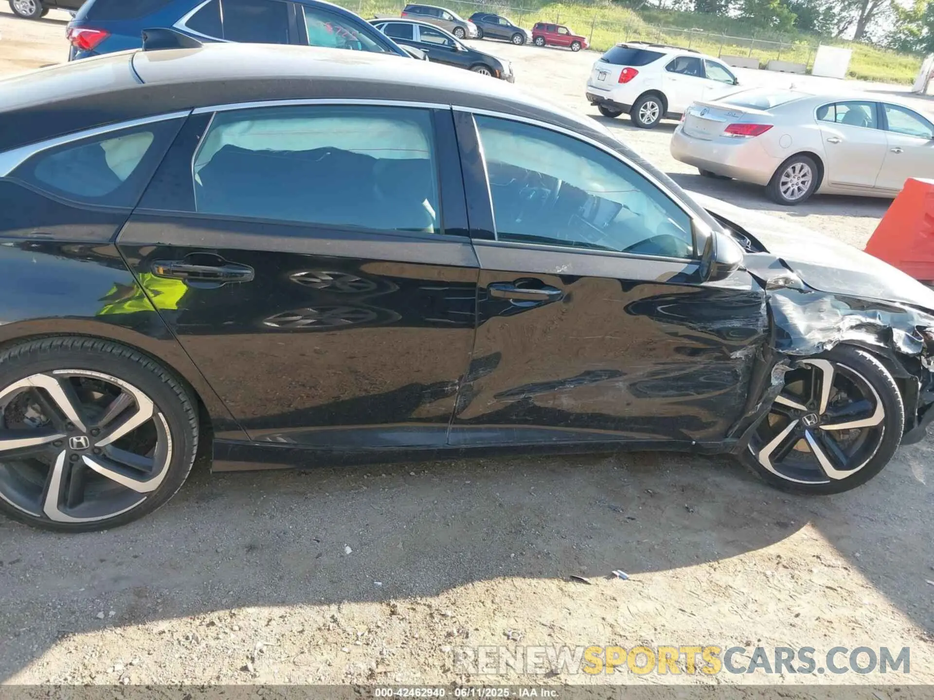 12 Photograph of a damaged car 1HGCV1F40NA061558 HONDA ACCORD 2022