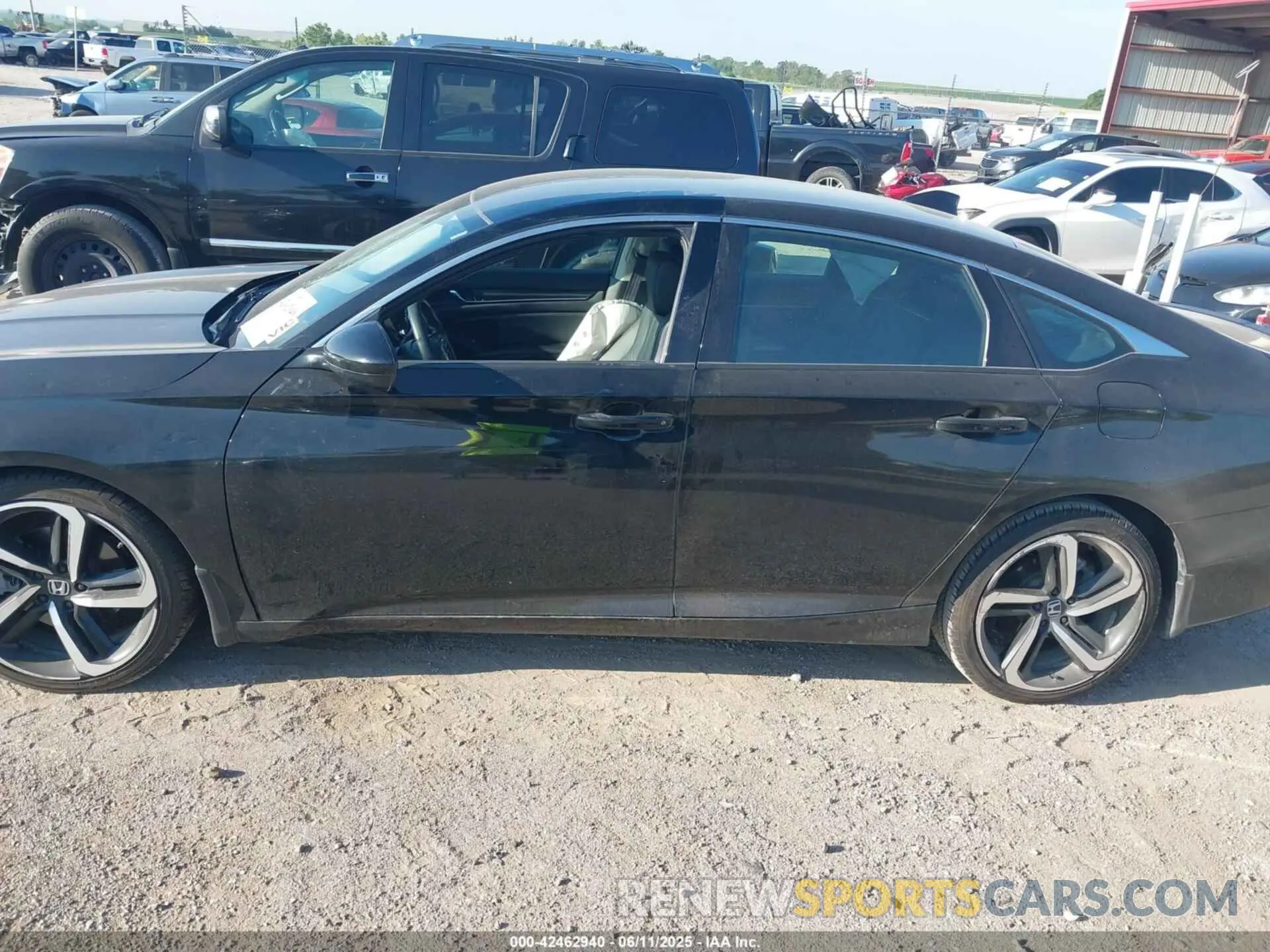13 Photograph of a damaged car 1HGCV1F40NA061558 HONDA ACCORD 2022