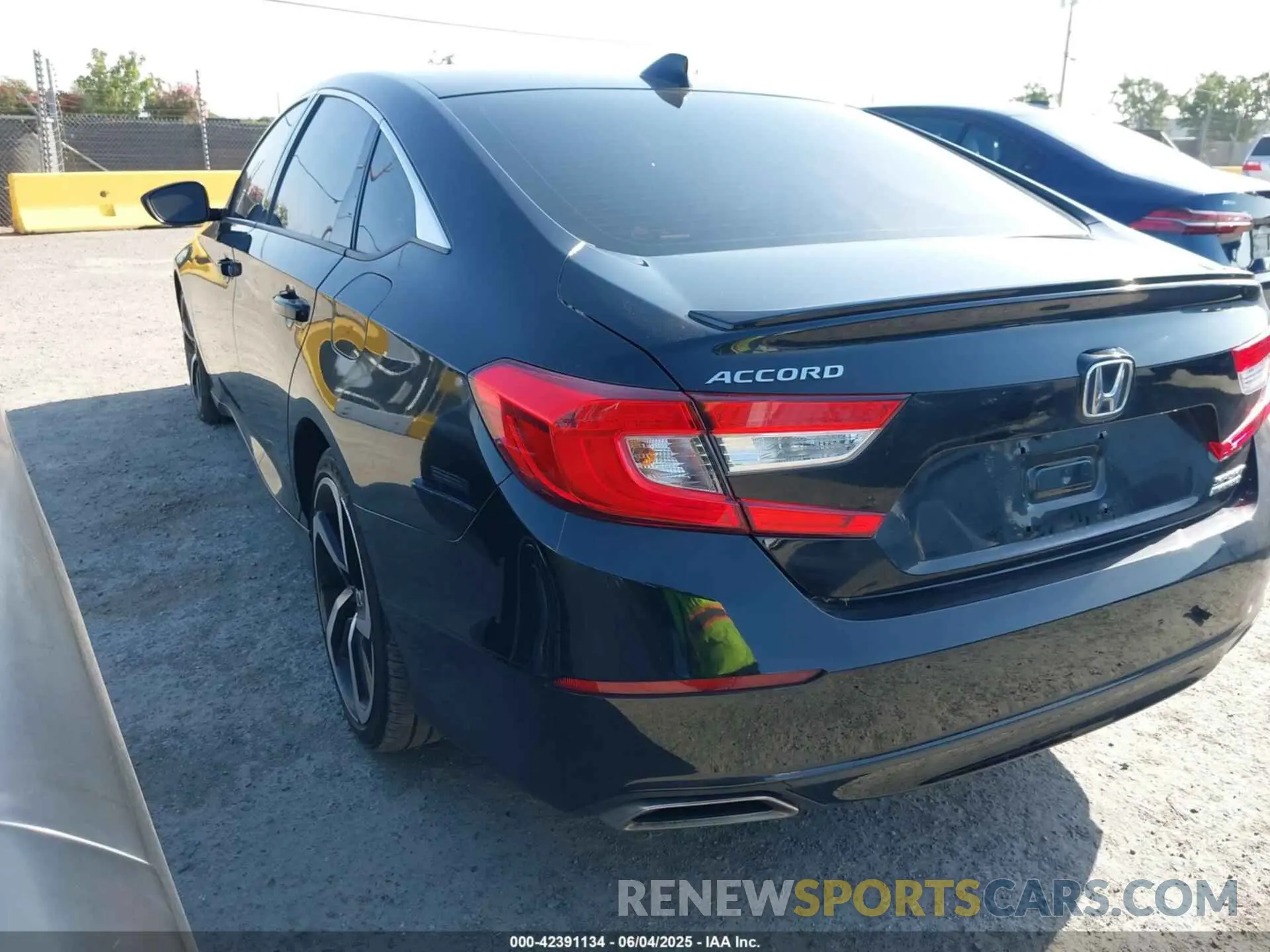 3 Photograph of a damaged car 1HGCV1F40NA061625 HONDA ACCORD 2022