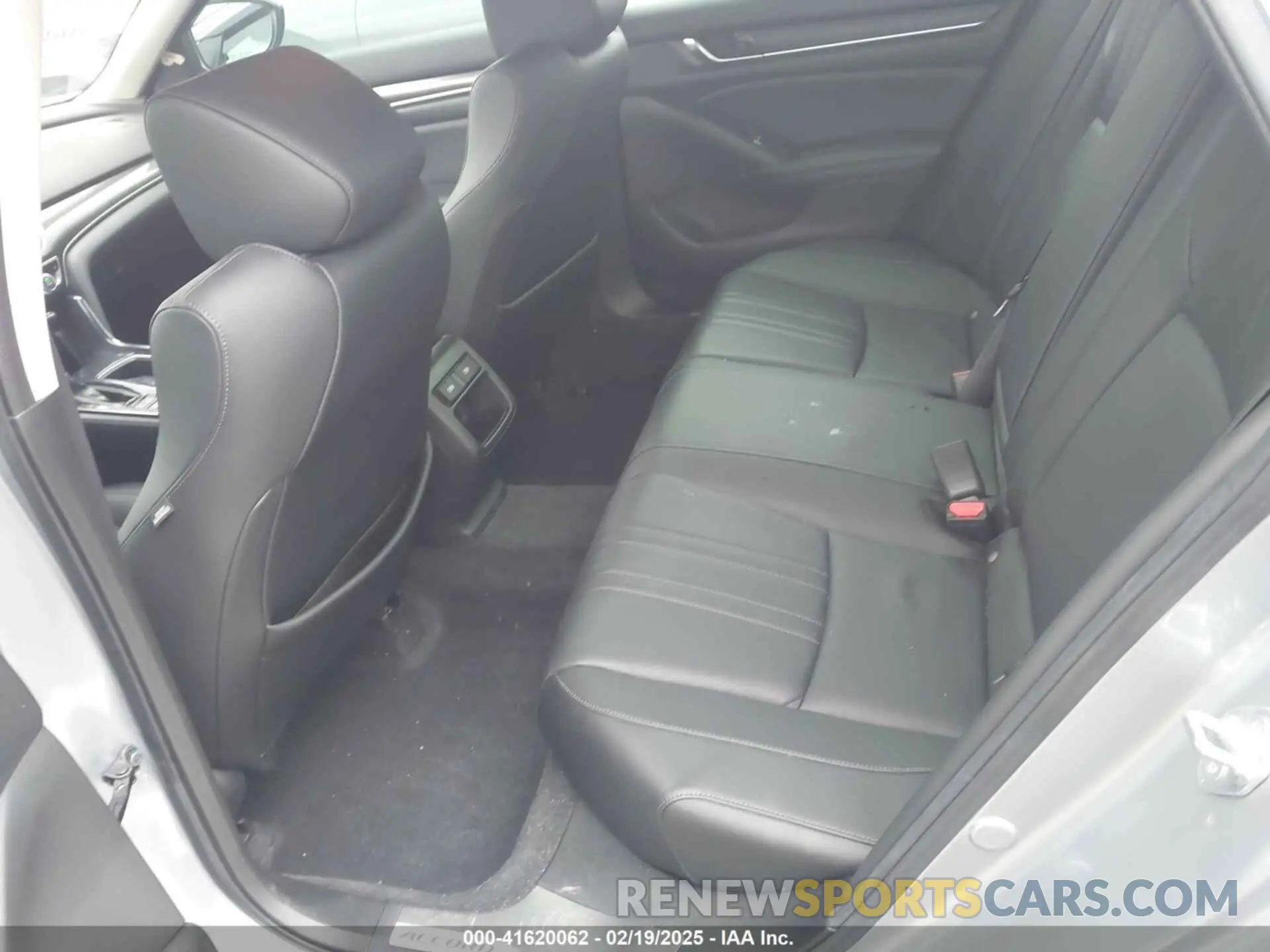 8 Photograph of a damaged car 1HGCV1F40NA077159 HONDA ACCORD 2022