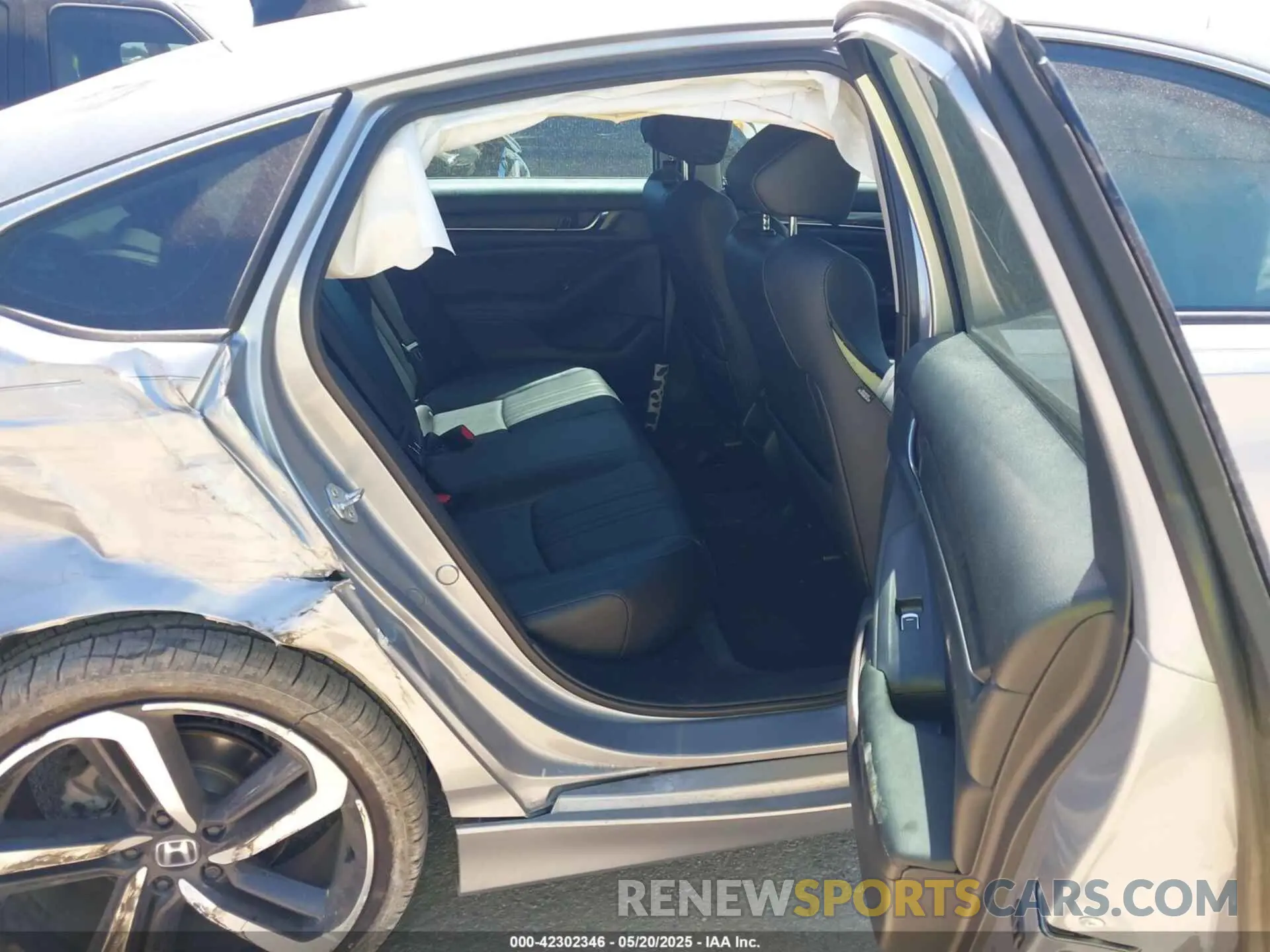 8 Photograph of a damaged car 1HGCV1F40NA085472 HONDA ACCORD 2022