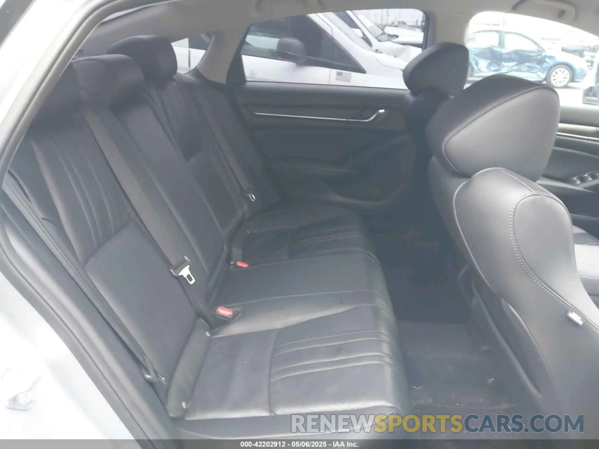 8 Photograph of a damaged car 1HGCV1F41NA071452 HONDA ACCORD 2022