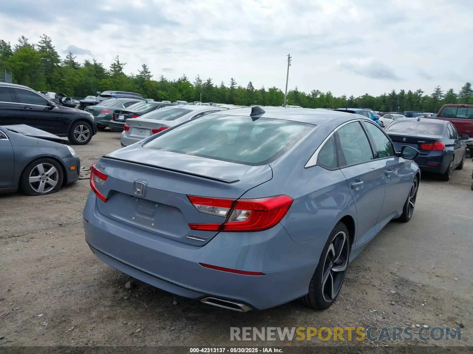 4 Photograph of a damaged car 1HGCV1F41NA094066 HONDA ACCORD 2022
