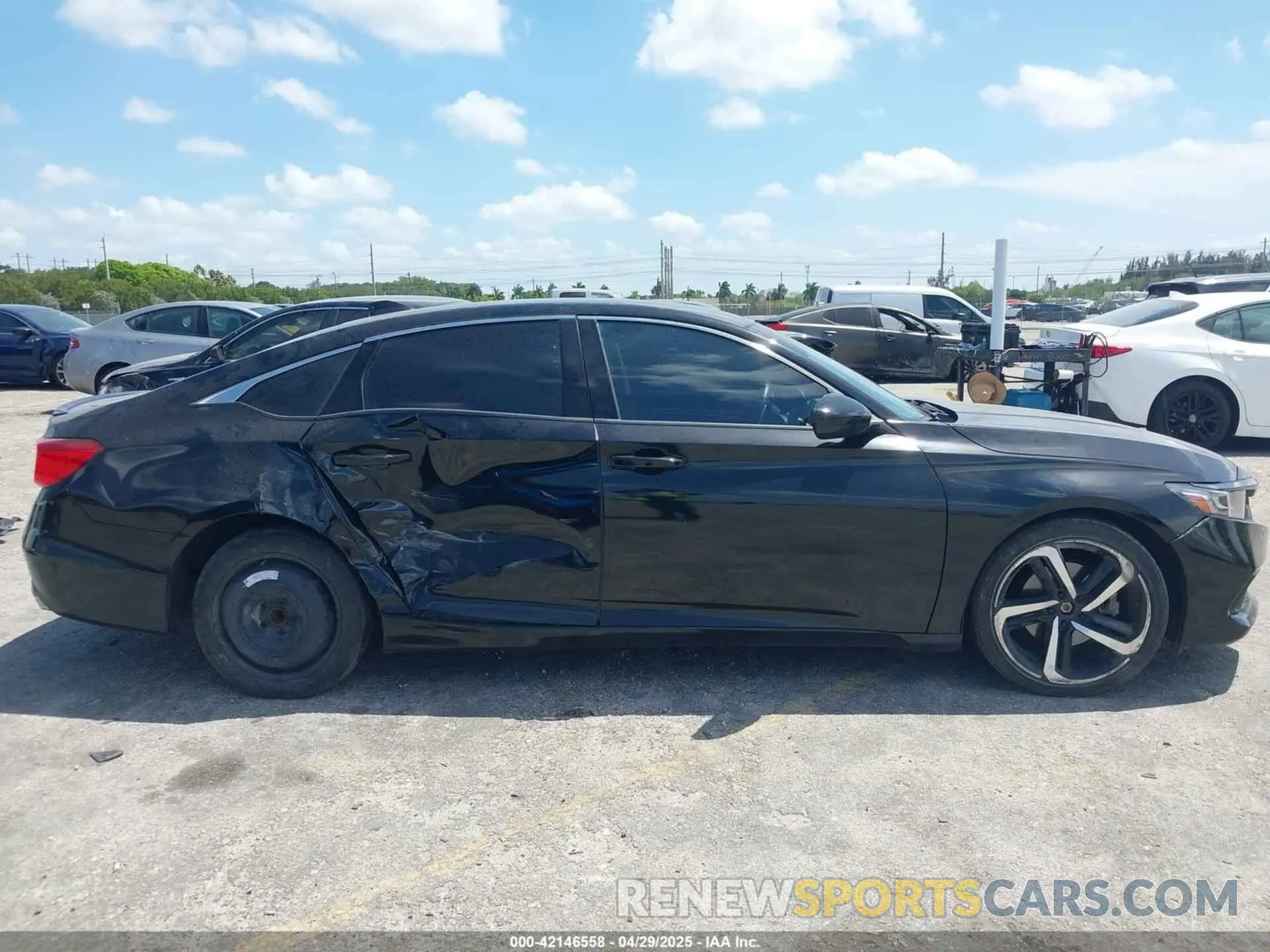 13 Photograph of a damaged car 1HGCV1F42NA034507 HONDA ACCORD 2022