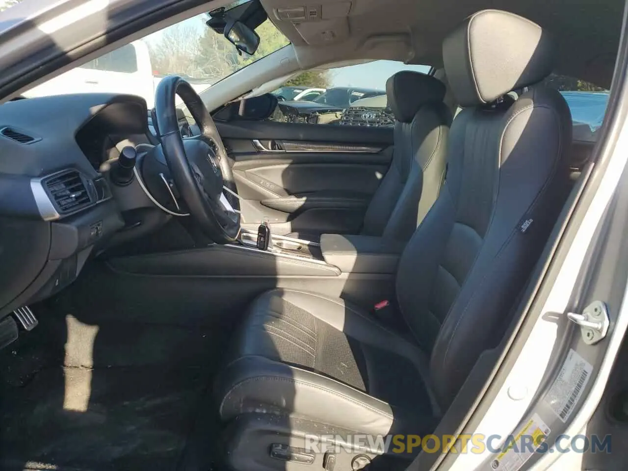 7 Photograph of a damaged car 1HGCV1F42NA035950 HONDA ACCORD 2022