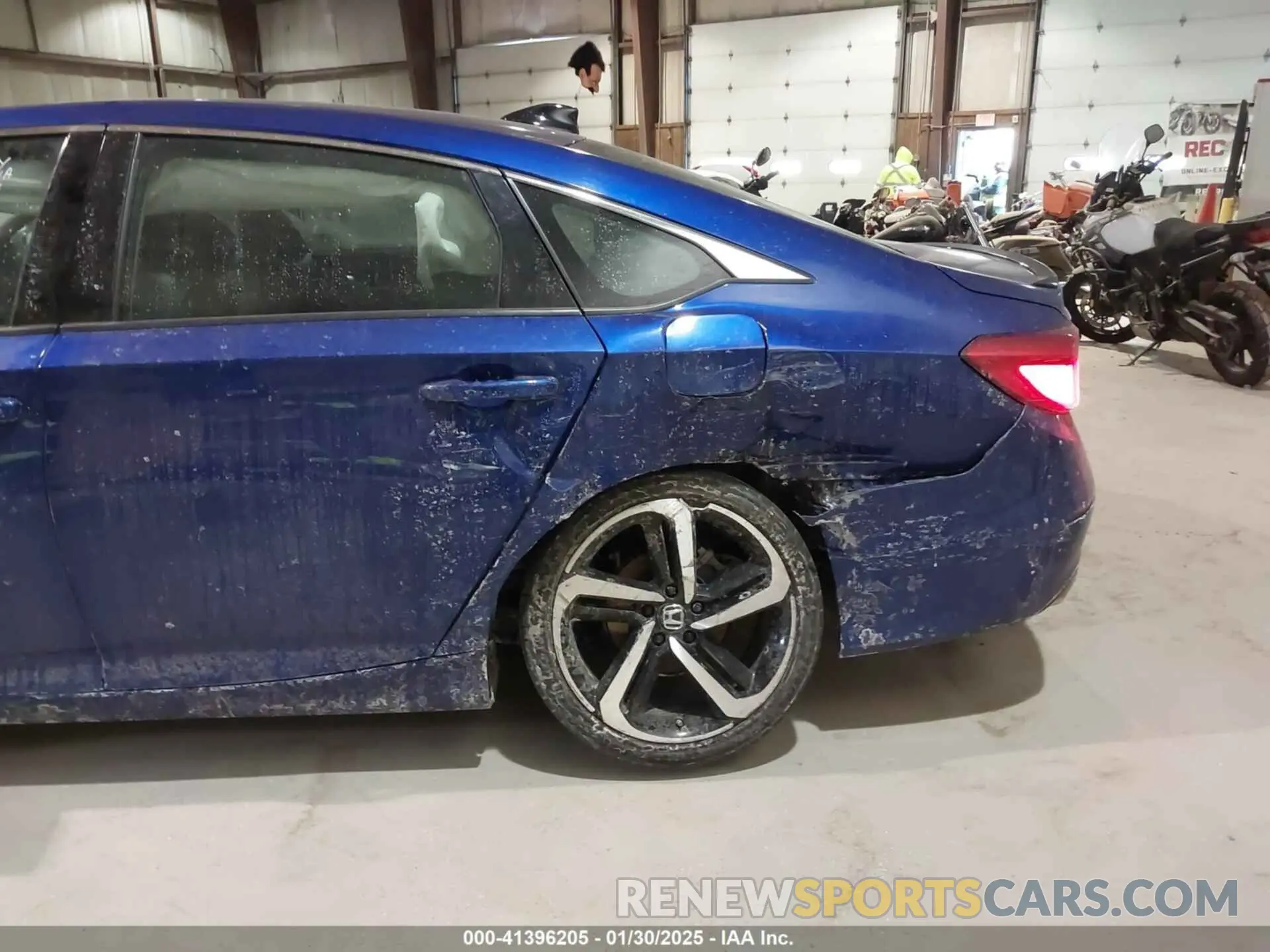 6 Photograph of a damaged car 1HGCV1F42NA066566 HONDA ACCORD 2022