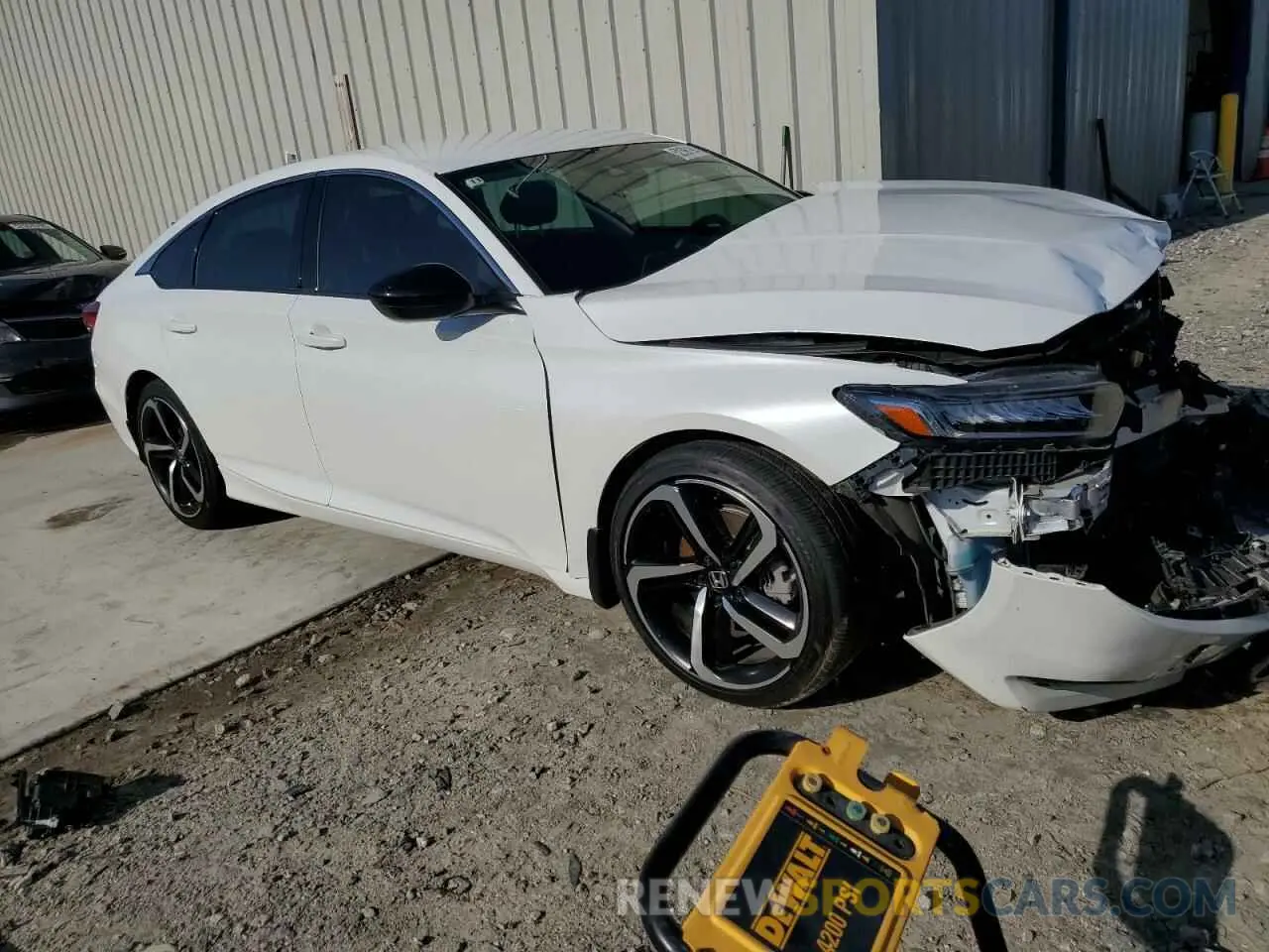 4 Photograph of a damaged car 1HGCV1F42NA096070 HONDA ACCORD 2022