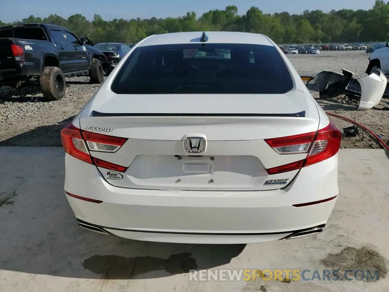 6 Photograph of a damaged car 1HGCV1F42NA096070 HONDA ACCORD 2022