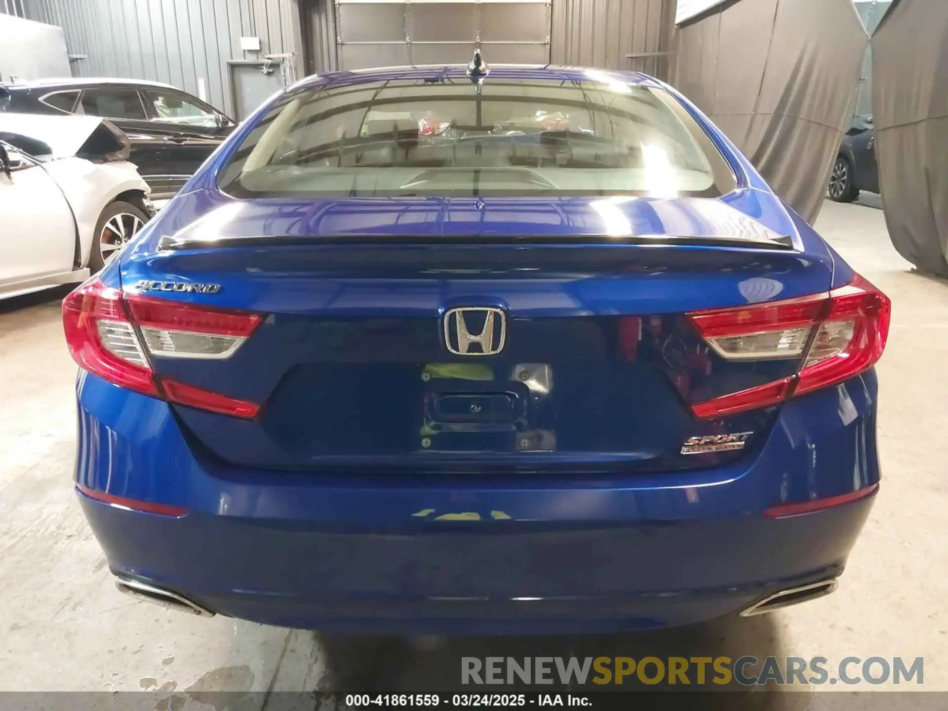 16 Photograph of a damaged car 1HGCV1F42NA118648 HONDA ACCORD 2022