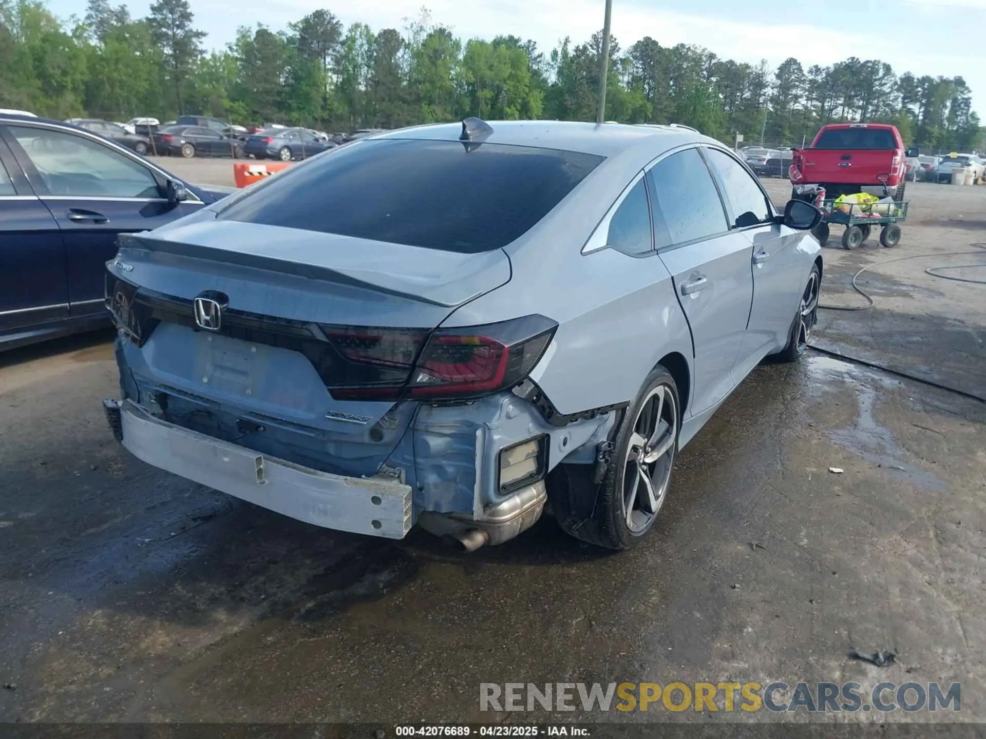 4 Photograph of a damaged car 1HGCV1F43NA027162 HONDA ACCORD 2022