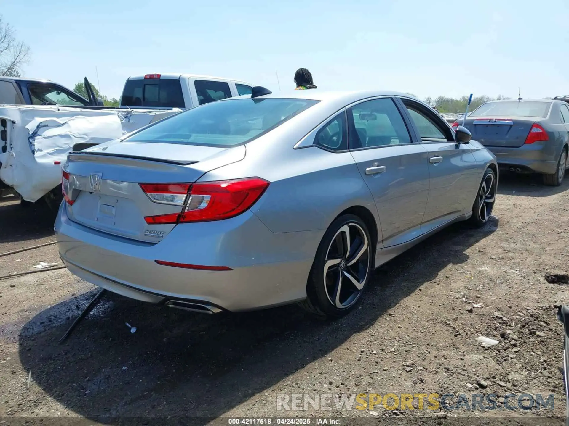 4 Photograph of a damaged car 1HGCV1F43NA080895 HONDA ACCORD 2022