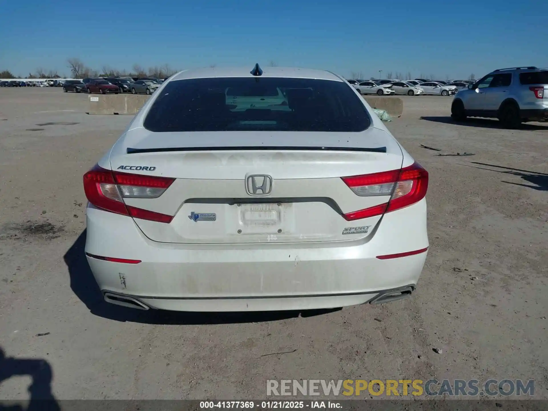 16 Photograph of a damaged car 1HGCV1F44NA016705 HONDA ACCORD 2022