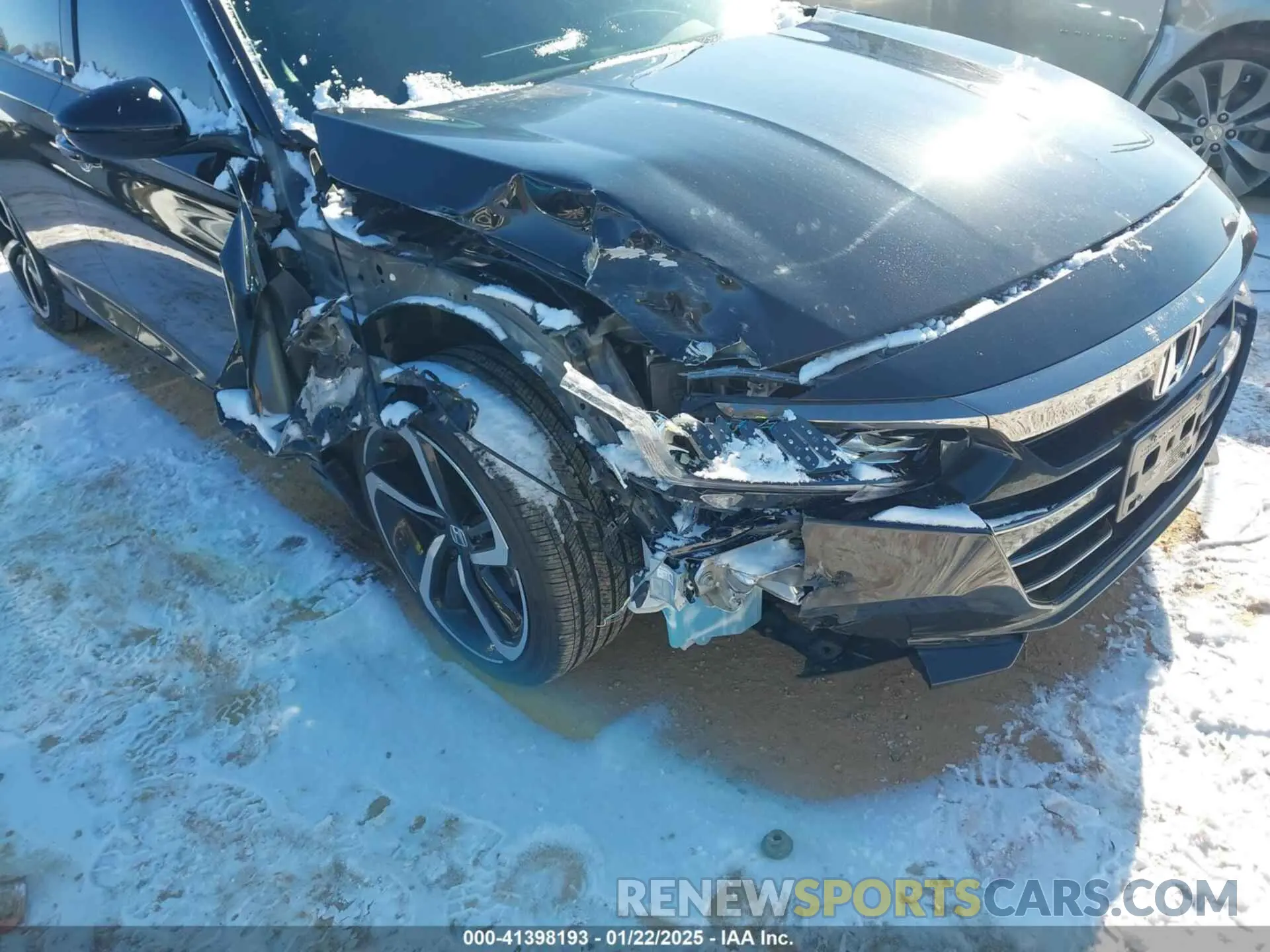 6 Photograph of a damaged car 1HGCV1F45NA003994 HONDA ACCORD 2022