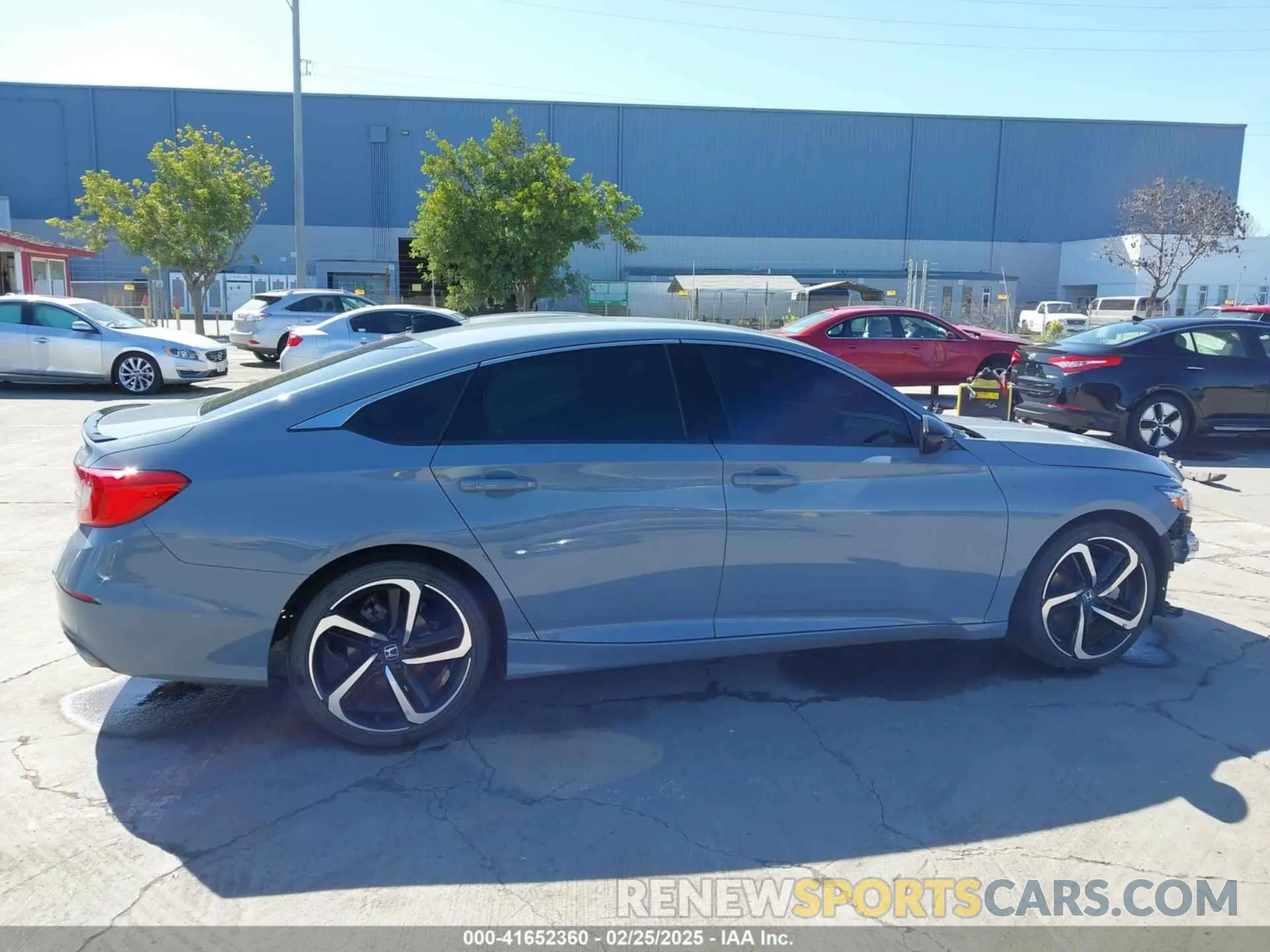 14 Photograph of a damaged car 1HGCV1F45NA053052 HONDA ACCORD 2022