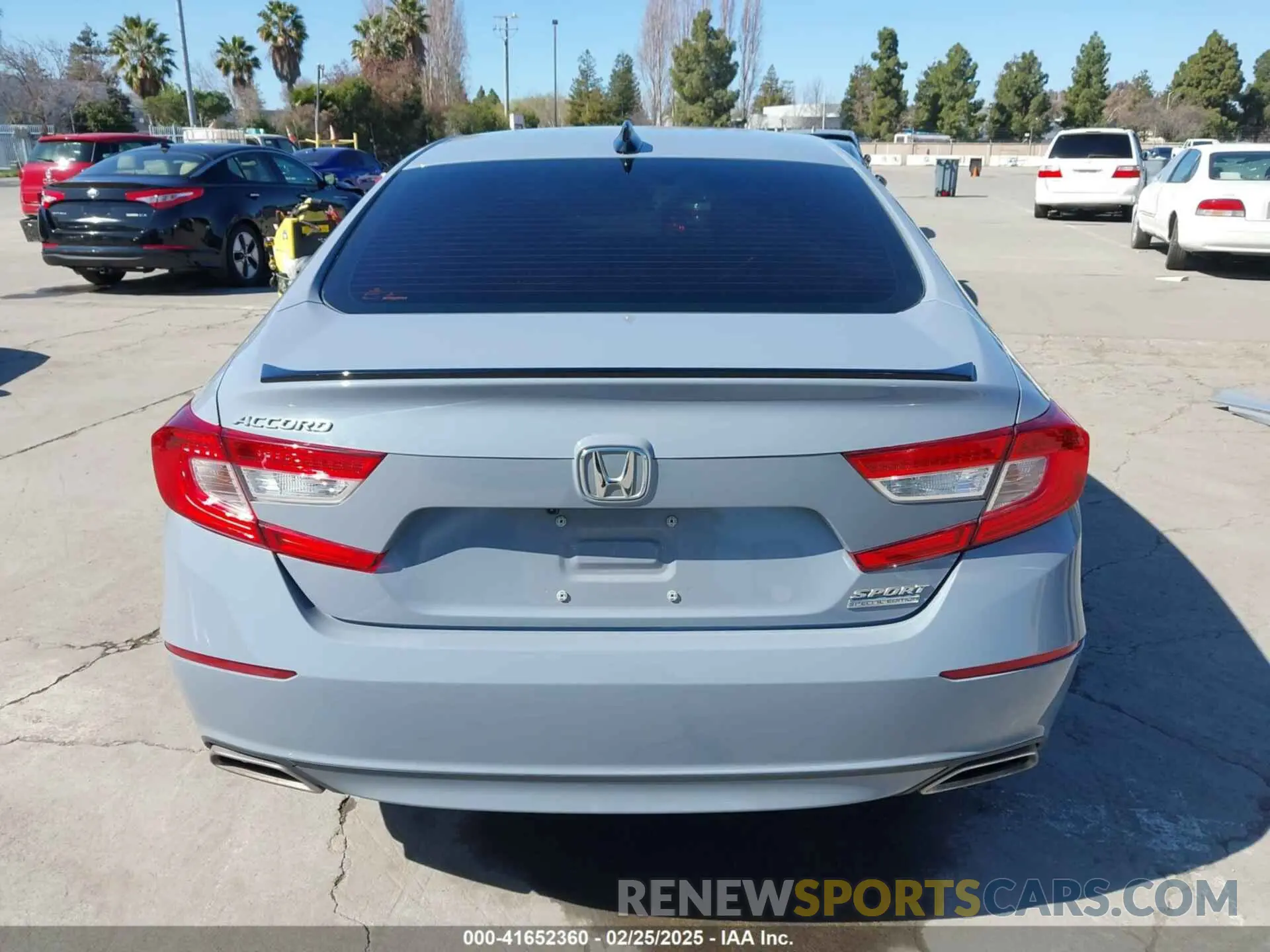 17 Photograph of a damaged car 1HGCV1F45NA053052 HONDA ACCORD 2022