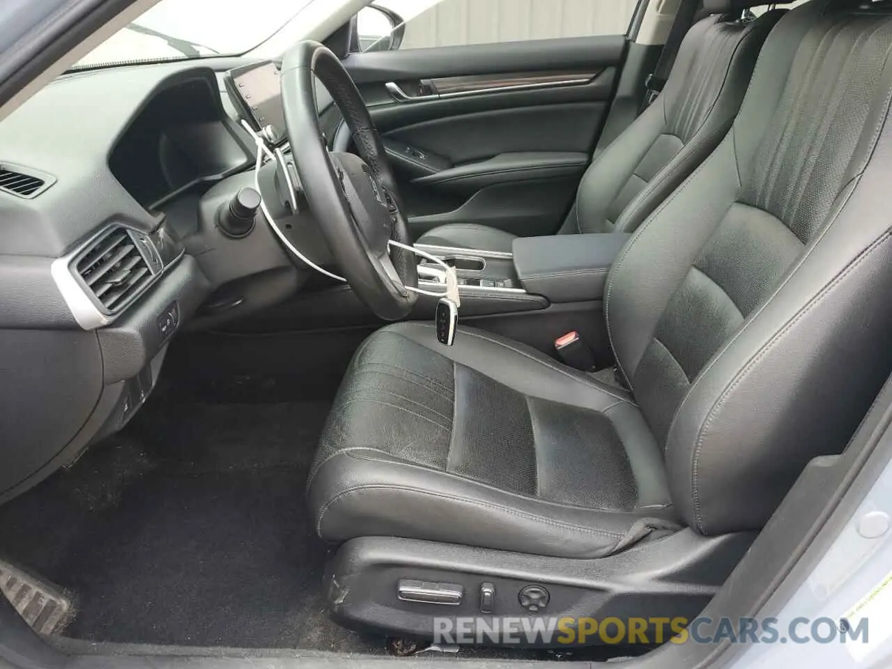 7 Photograph of a damaged car 1HGCV1F45NA056517 HONDA ACCORD 2022
