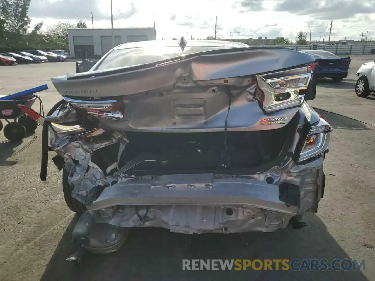 6 Photograph of a damaged car 1HGCV1F45NA059062 HONDA ACCORD 2022