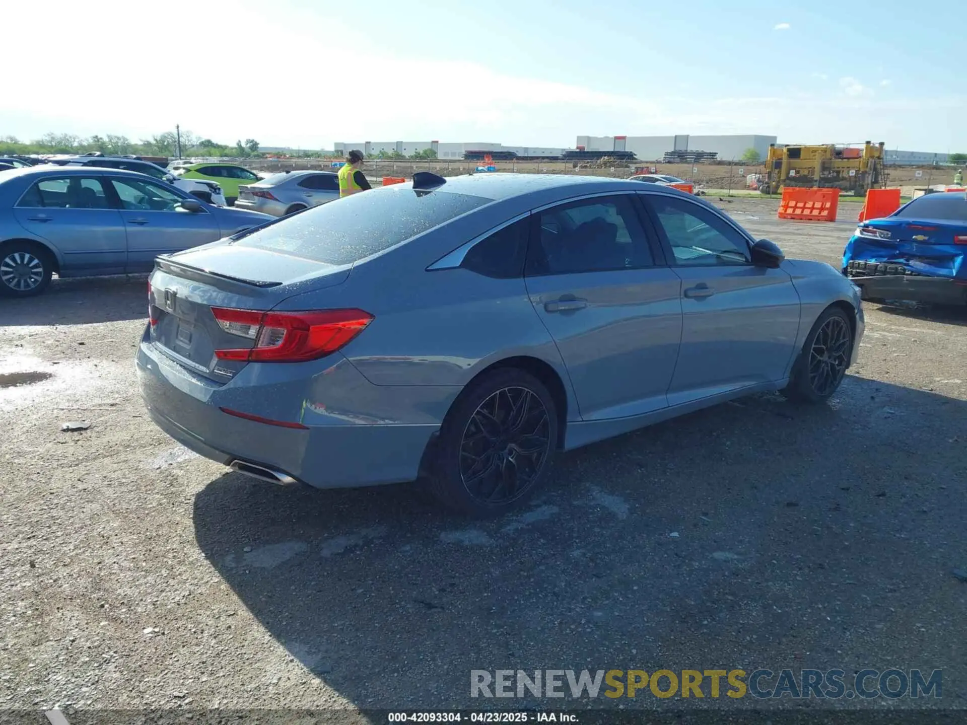4 Photograph of a damaged car 1HGCV1F45NA106185 HONDA ACCORD 2022