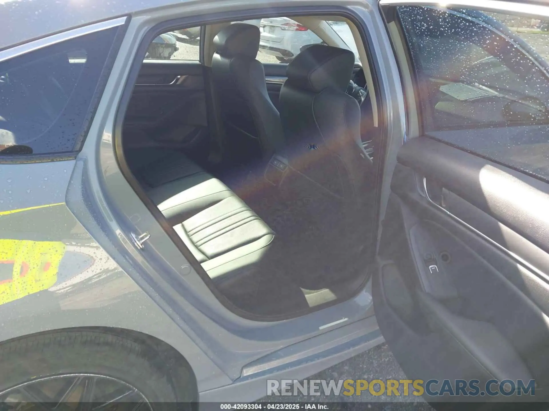 8 Photograph of a damaged car 1HGCV1F45NA106185 HONDA ACCORD 2022
