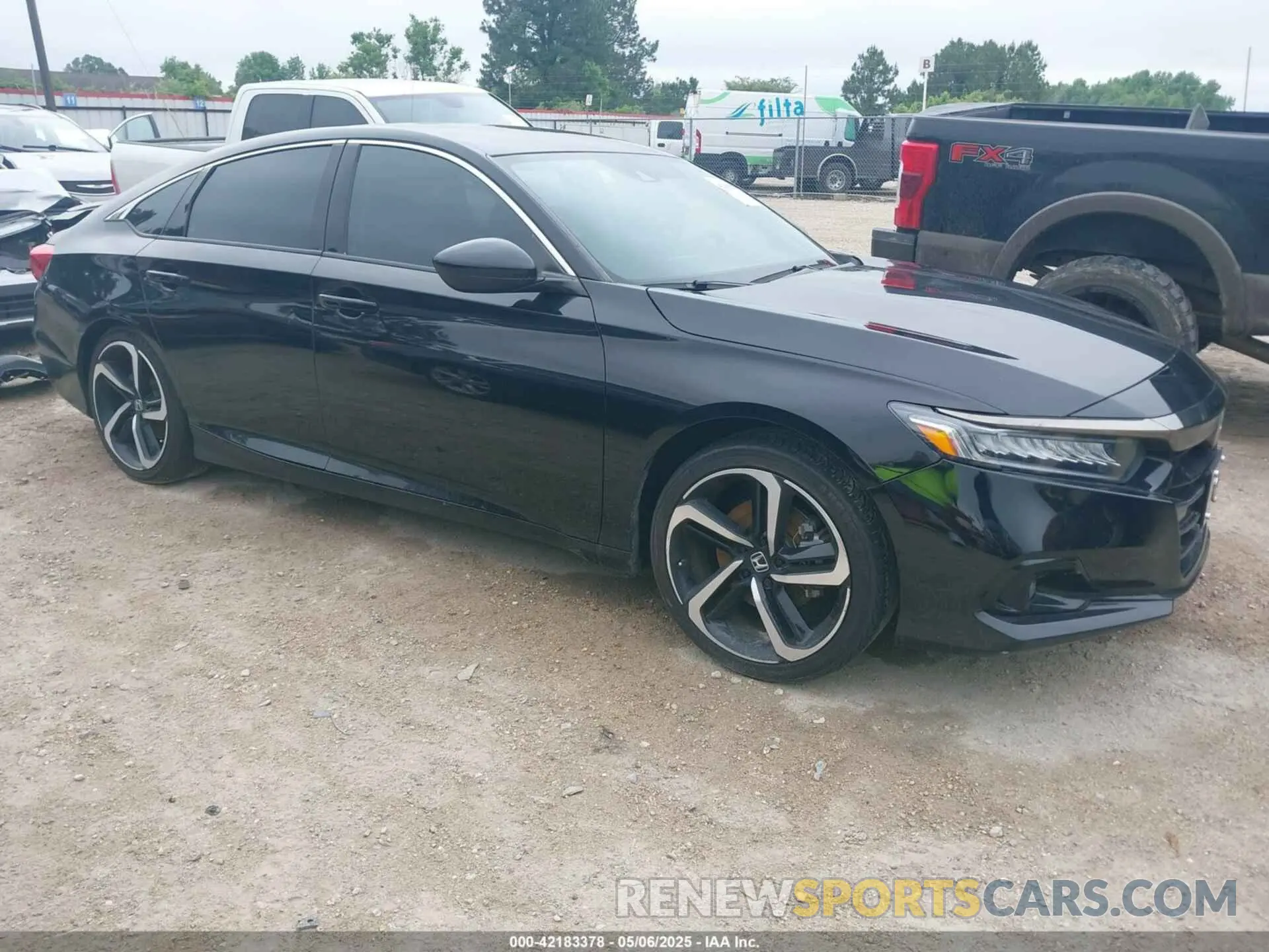 1 Photograph of a damaged car 1HGCV1F46NA015698 HONDA ACCORD 2022