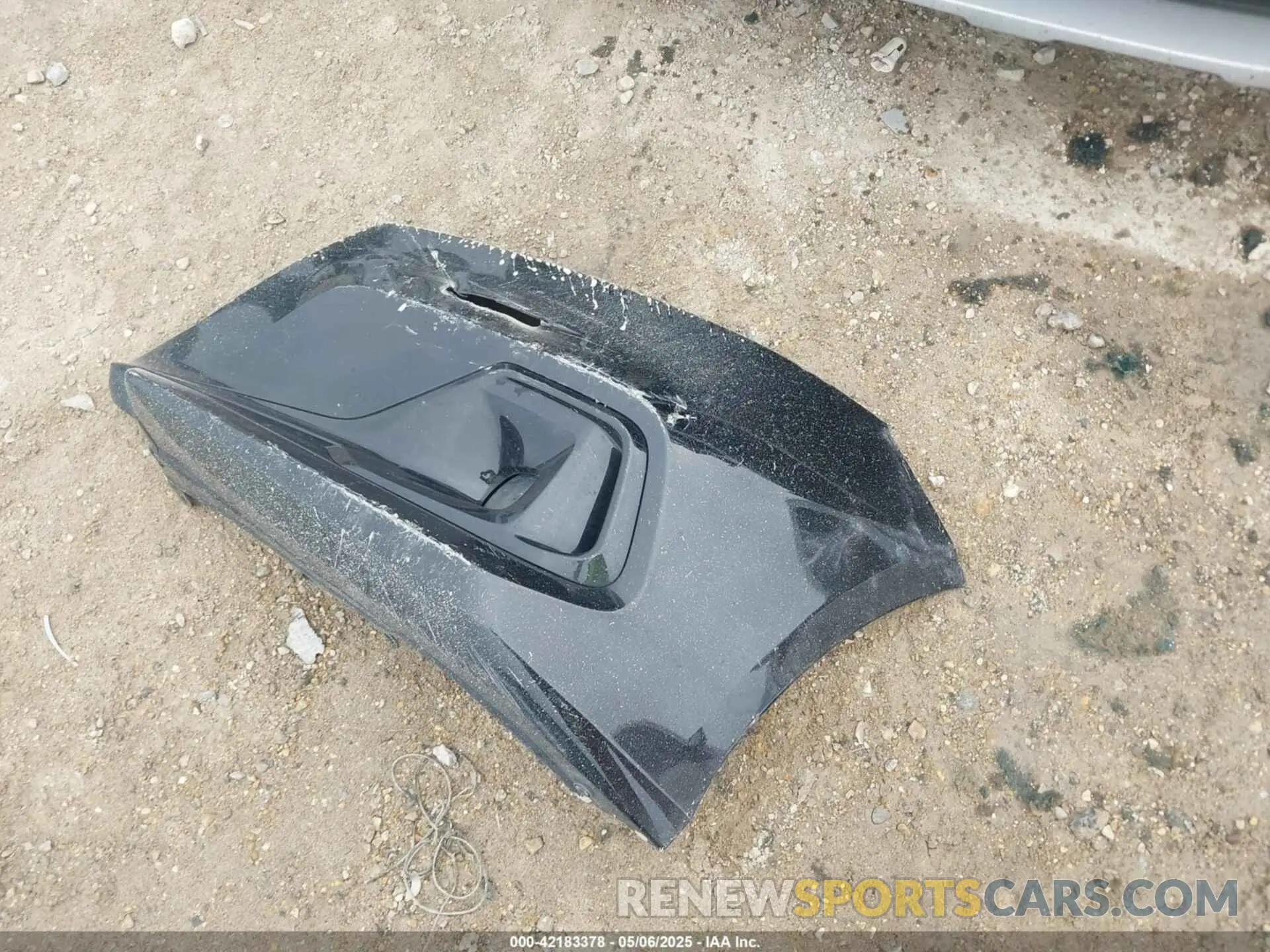 12 Photograph of a damaged car 1HGCV1F46NA015698 HONDA ACCORD 2022