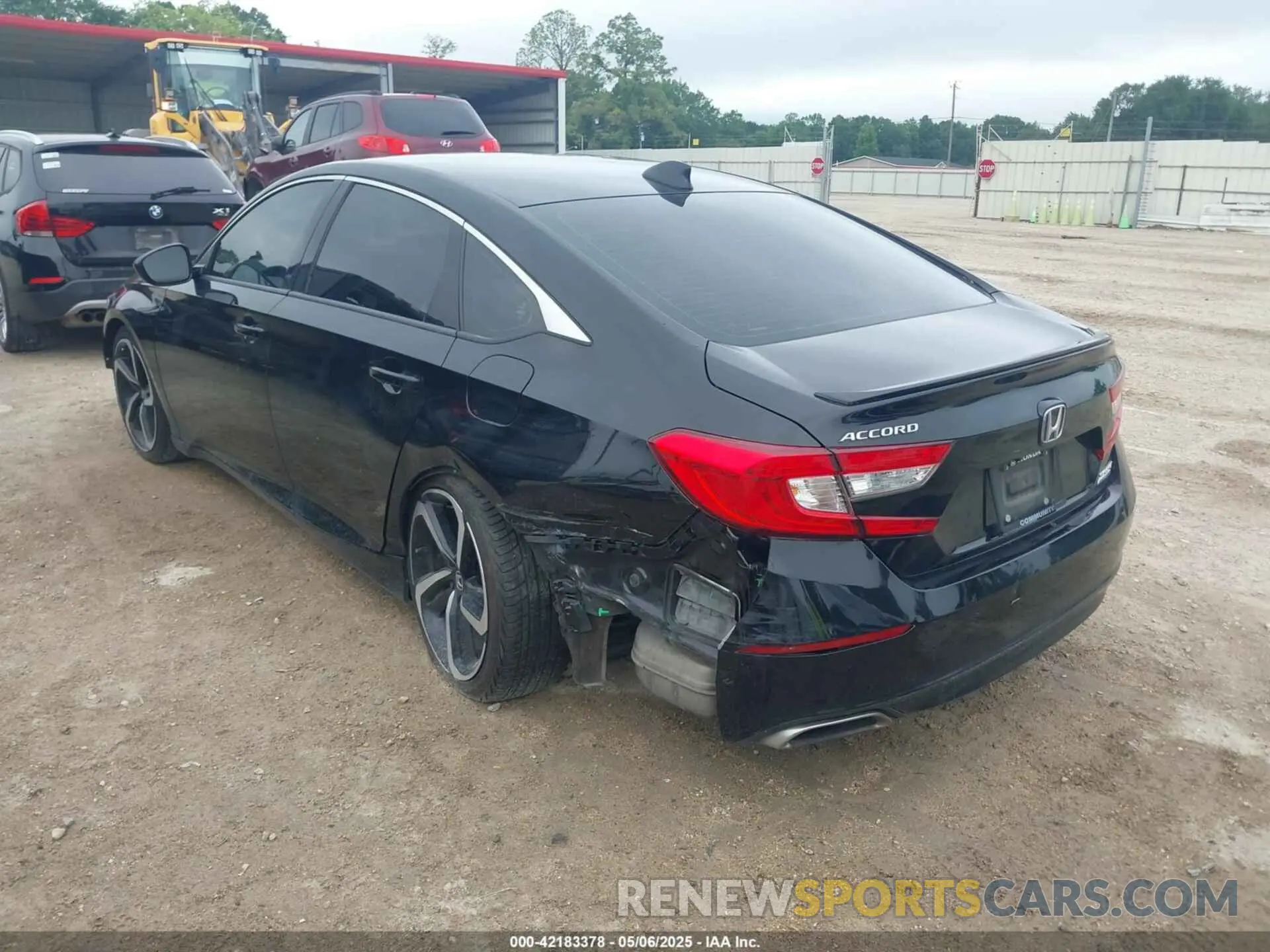 3 Photograph of a damaged car 1HGCV1F46NA015698 HONDA ACCORD 2022