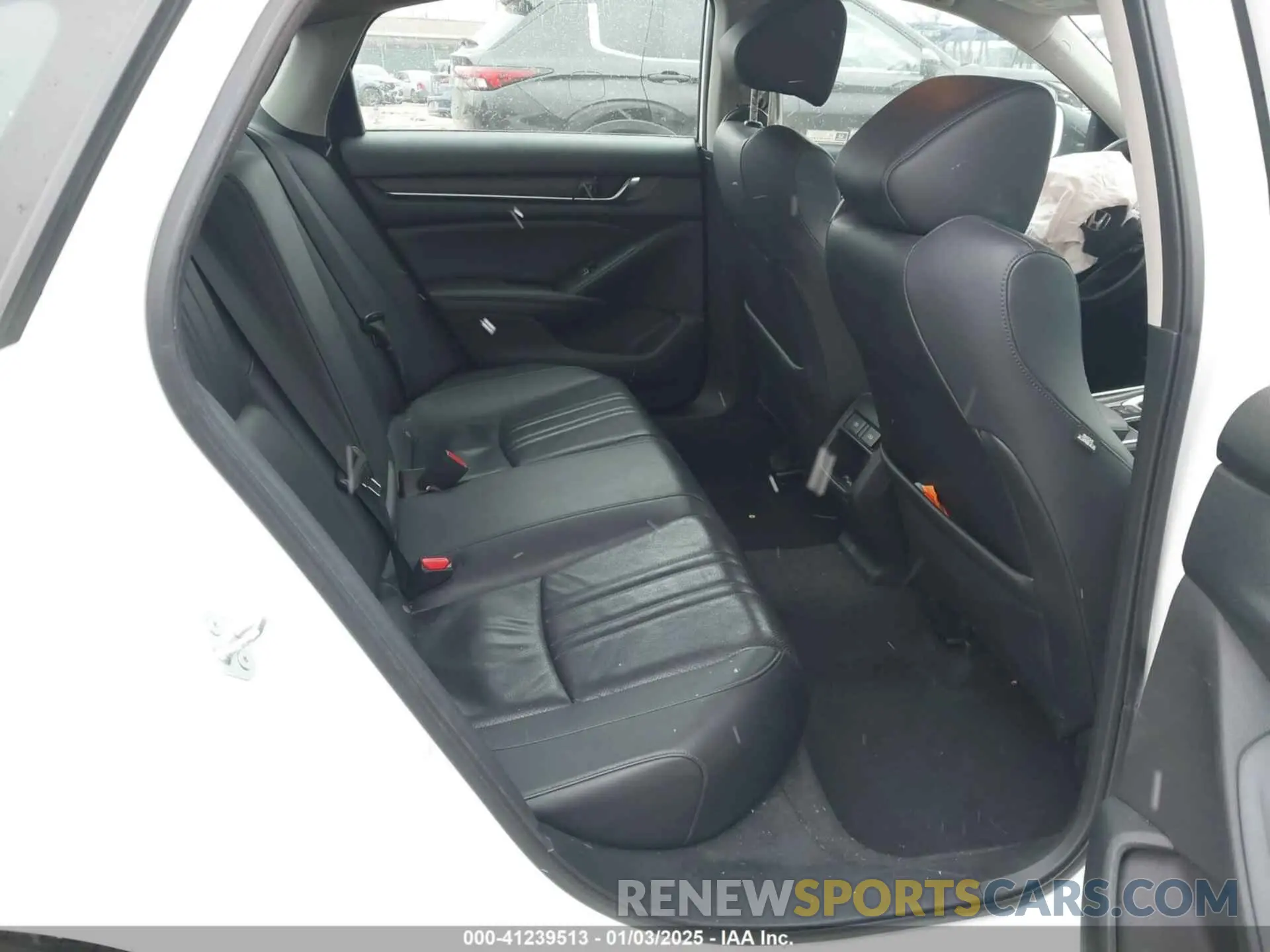 8 Photograph of a damaged car 1HGCV1F47NA098249 HONDA ACCORD 2022