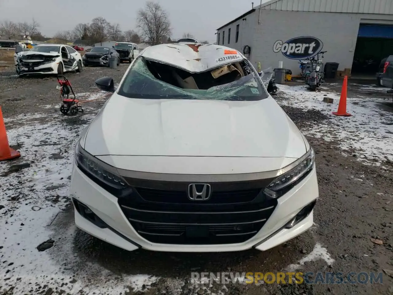 5 Photograph of a damaged car 1HGCV1F48NA011572 HONDA ACCORD 2022