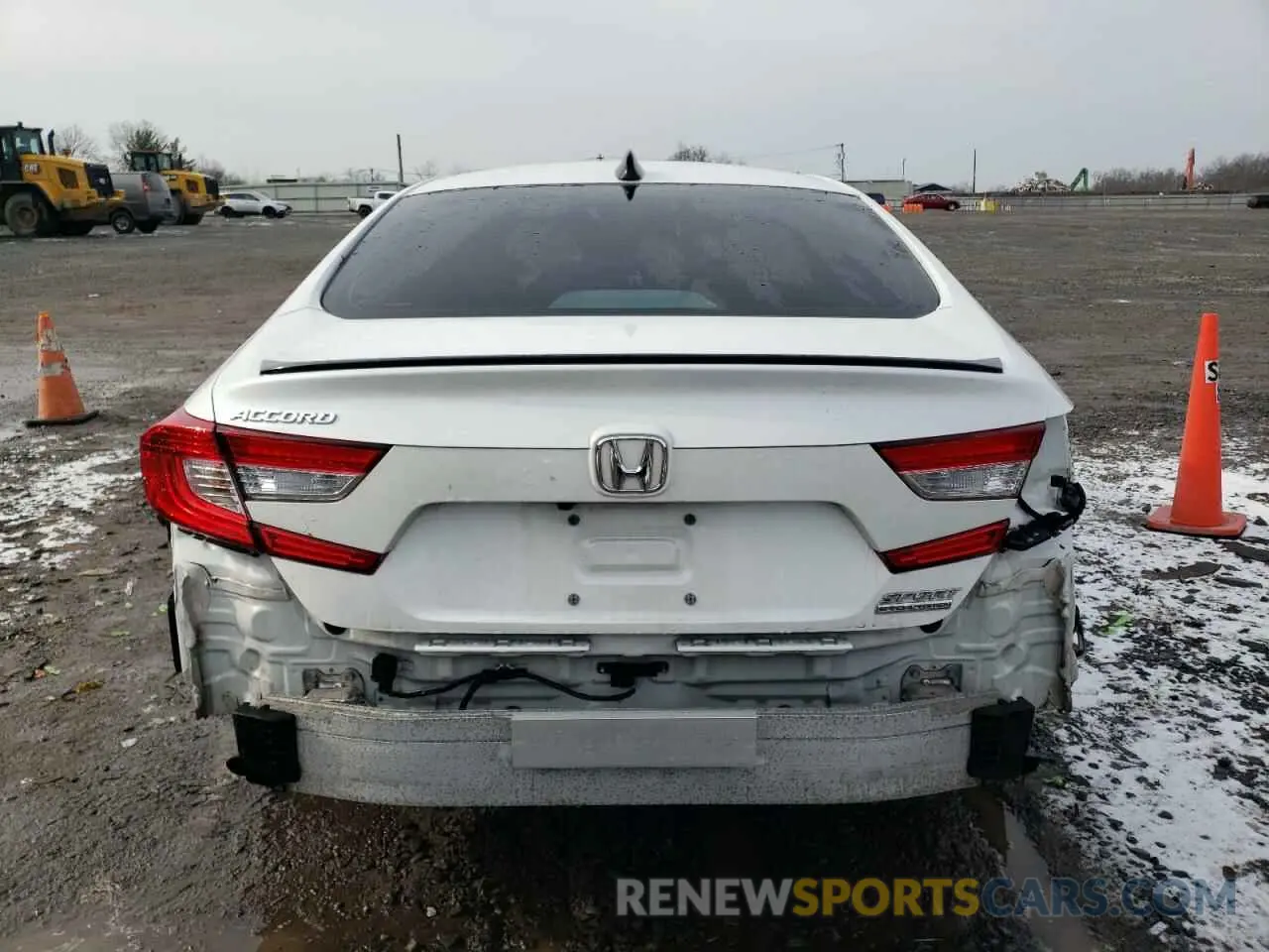 6 Photograph of a damaged car 1HGCV1F48NA011572 HONDA ACCORD 2022