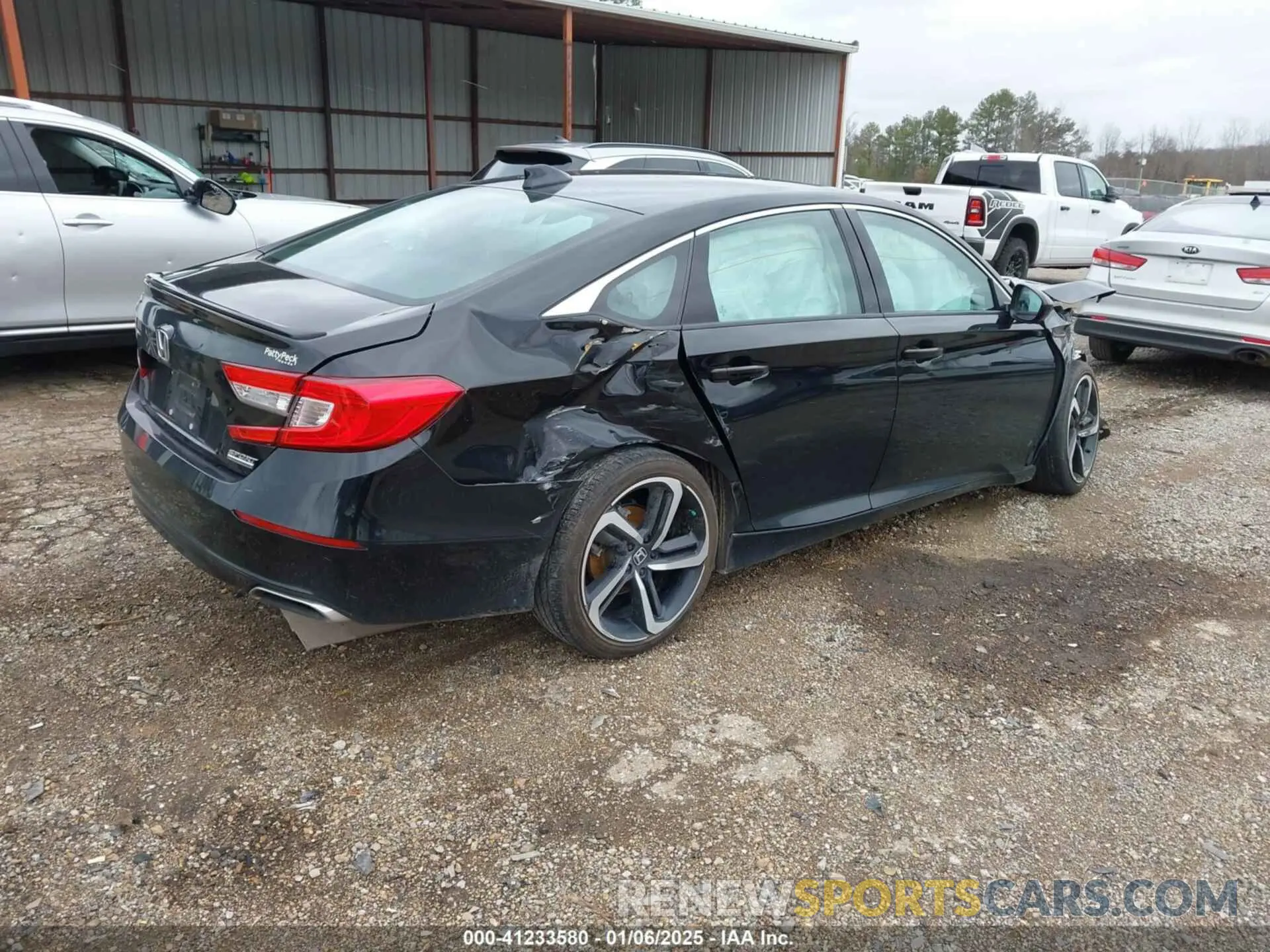 4 Photograph of a damaged car 1HGCV1F48NA015718 HONDA ACCORD 2022
