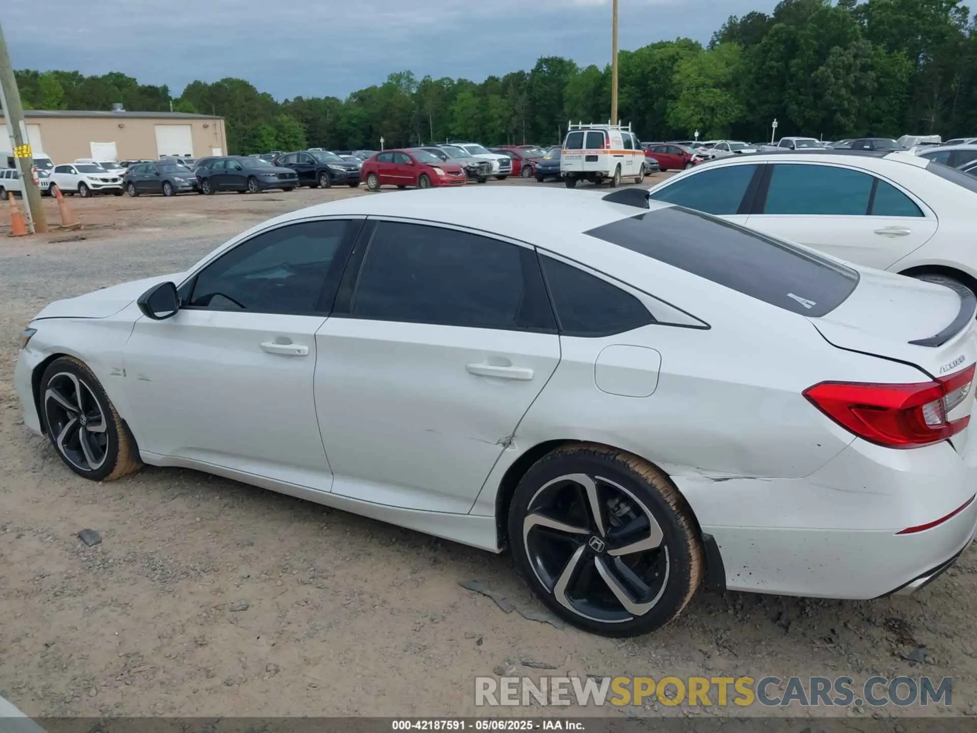 14 Photograph of a damaged car 1HGCV1F4XNA066492 HONDA ACCORD 2022
