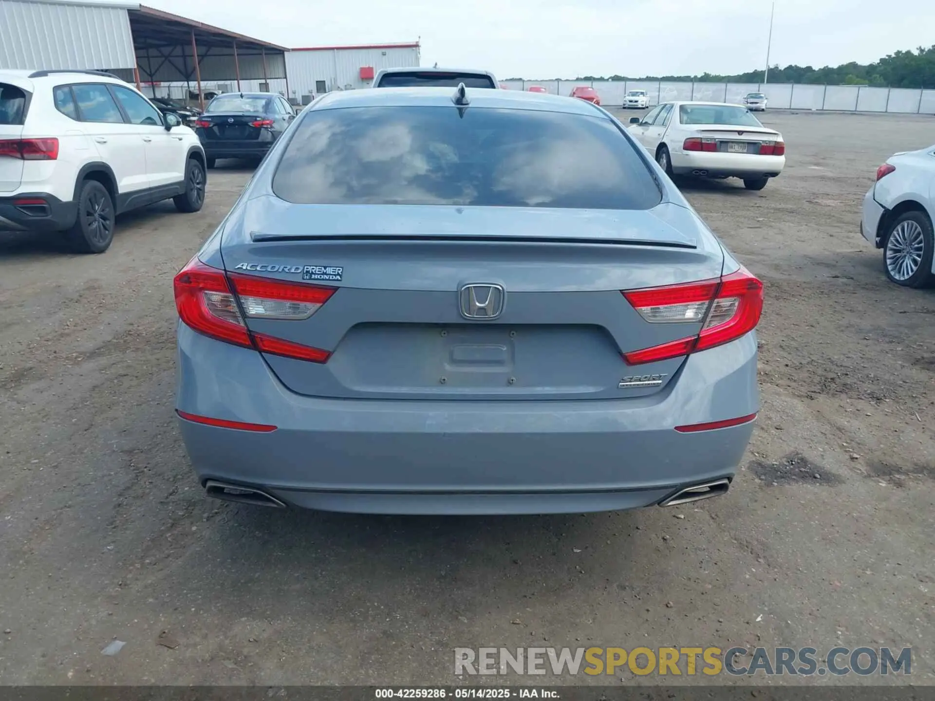 16 Photograph of a damaged car 1HGCV1F4XNA069392 HONDA ACCORD 2022