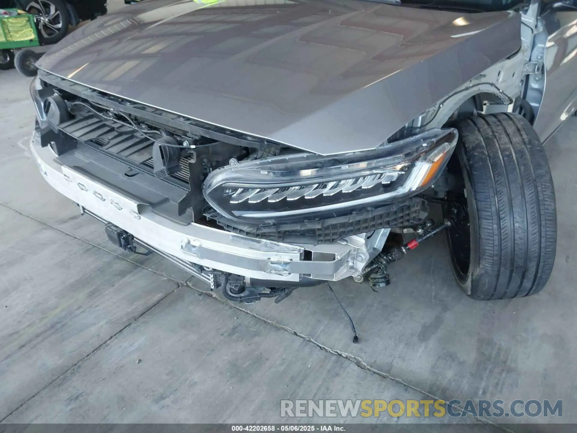 6 Photograph of a damaged car 1HGCV1F4XNA071448 HONDA ACCORD 2022