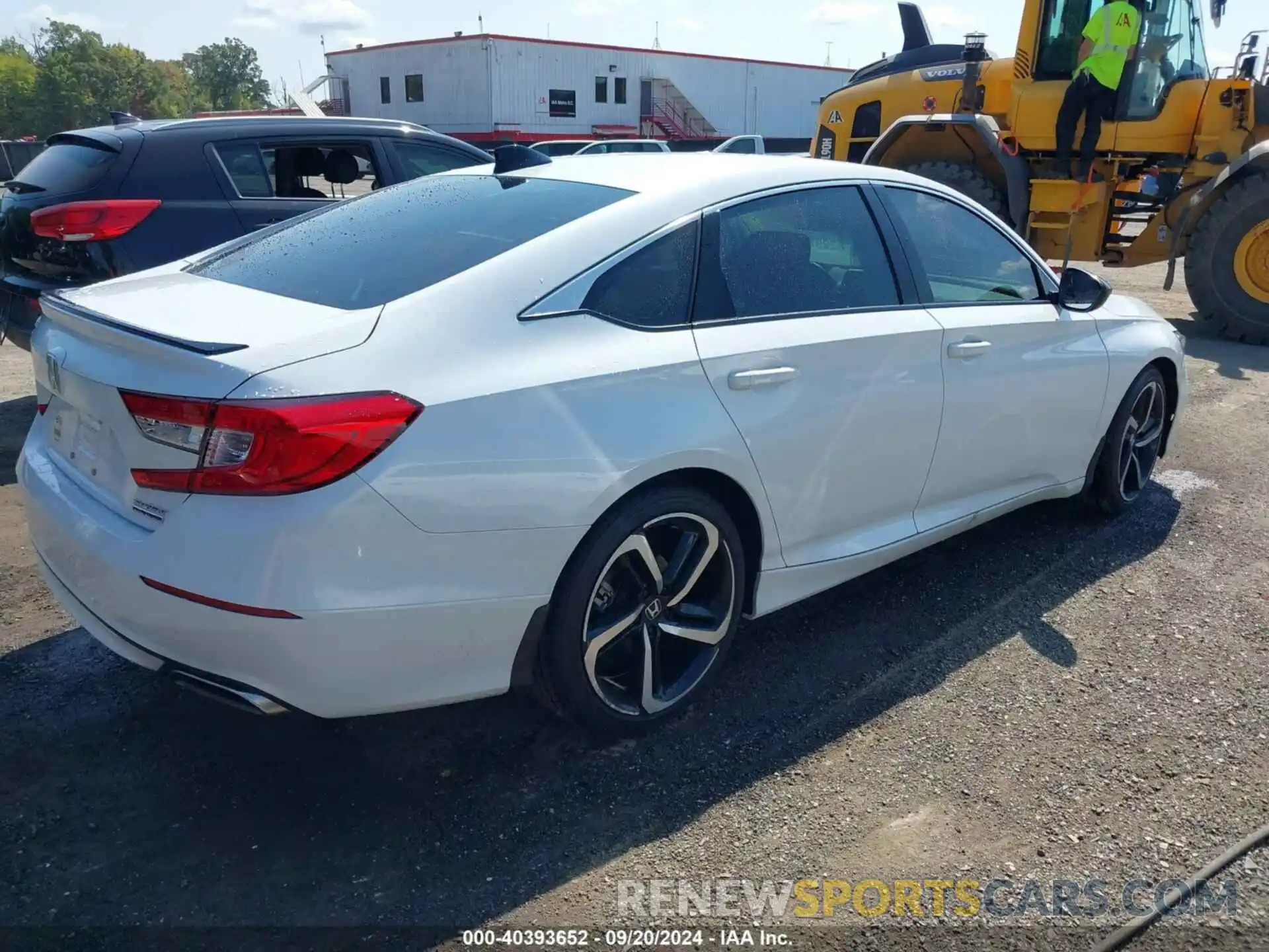 4 Photograph of a damaged car 1HGCV1F4XNA072843 HONDA ACCORD 2022