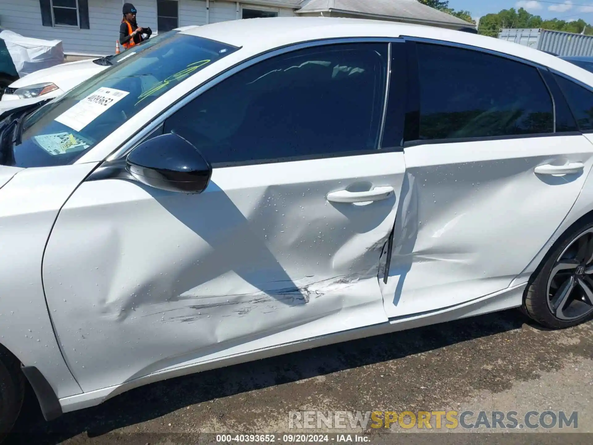 6 Photograph of a damaged car 1HGCV1F4XNA072843 HONDA ACCORD 2022