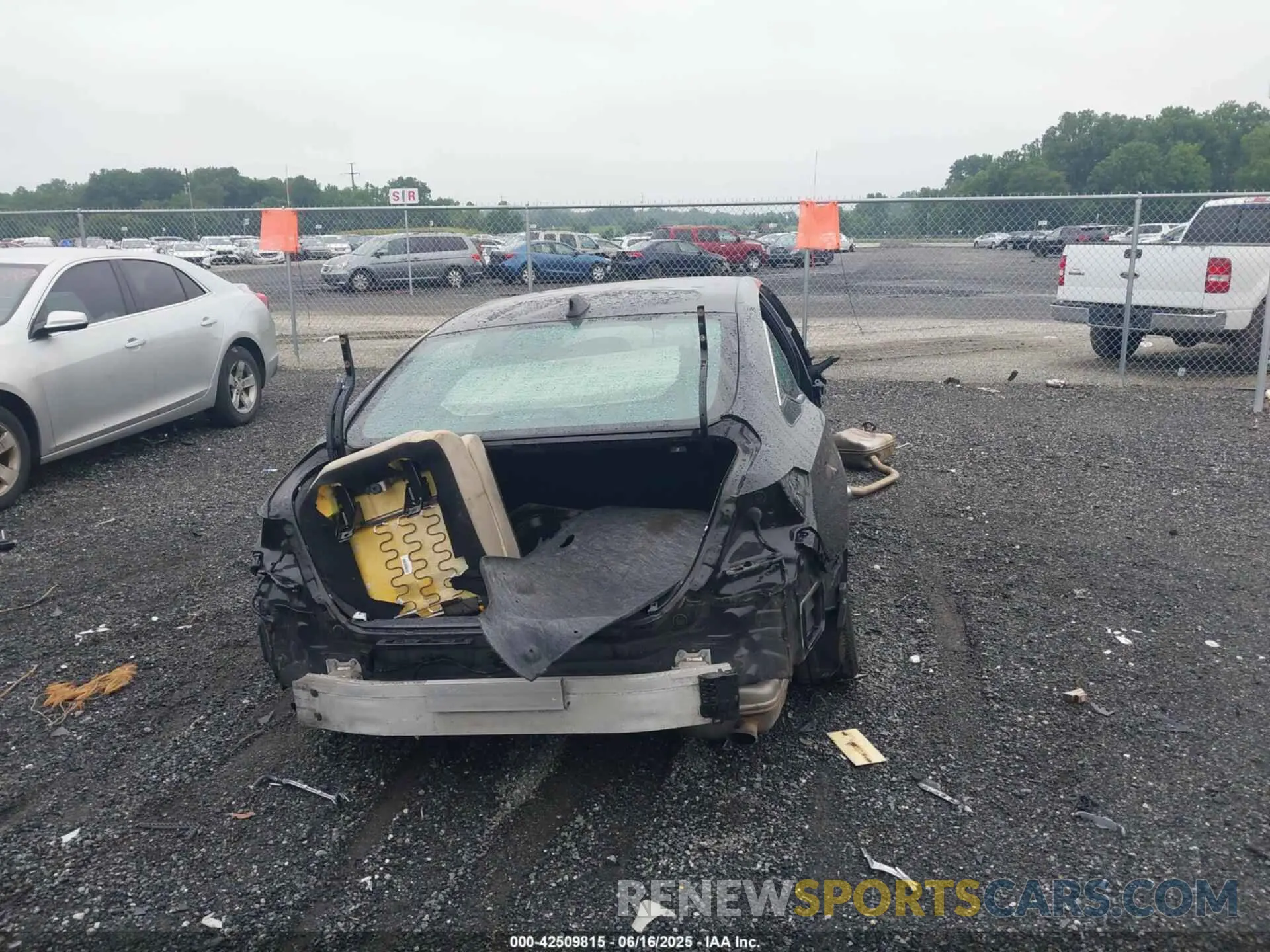 15 Photograph of a damaged car 1HGCV1F4XNA077301 HONDA ACCORD 2022
