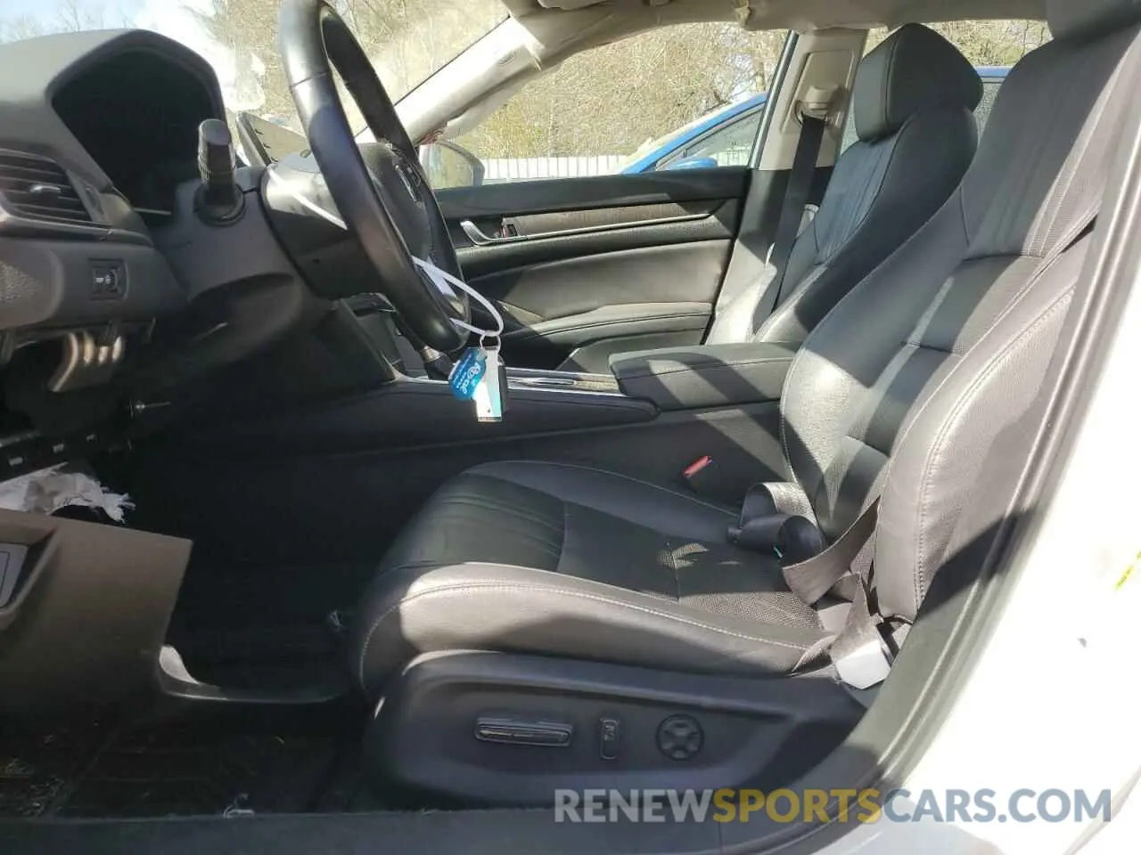 7 Photograph of a damaged car 1HGCV1F54NA014803 HONDA ACCORD 2022