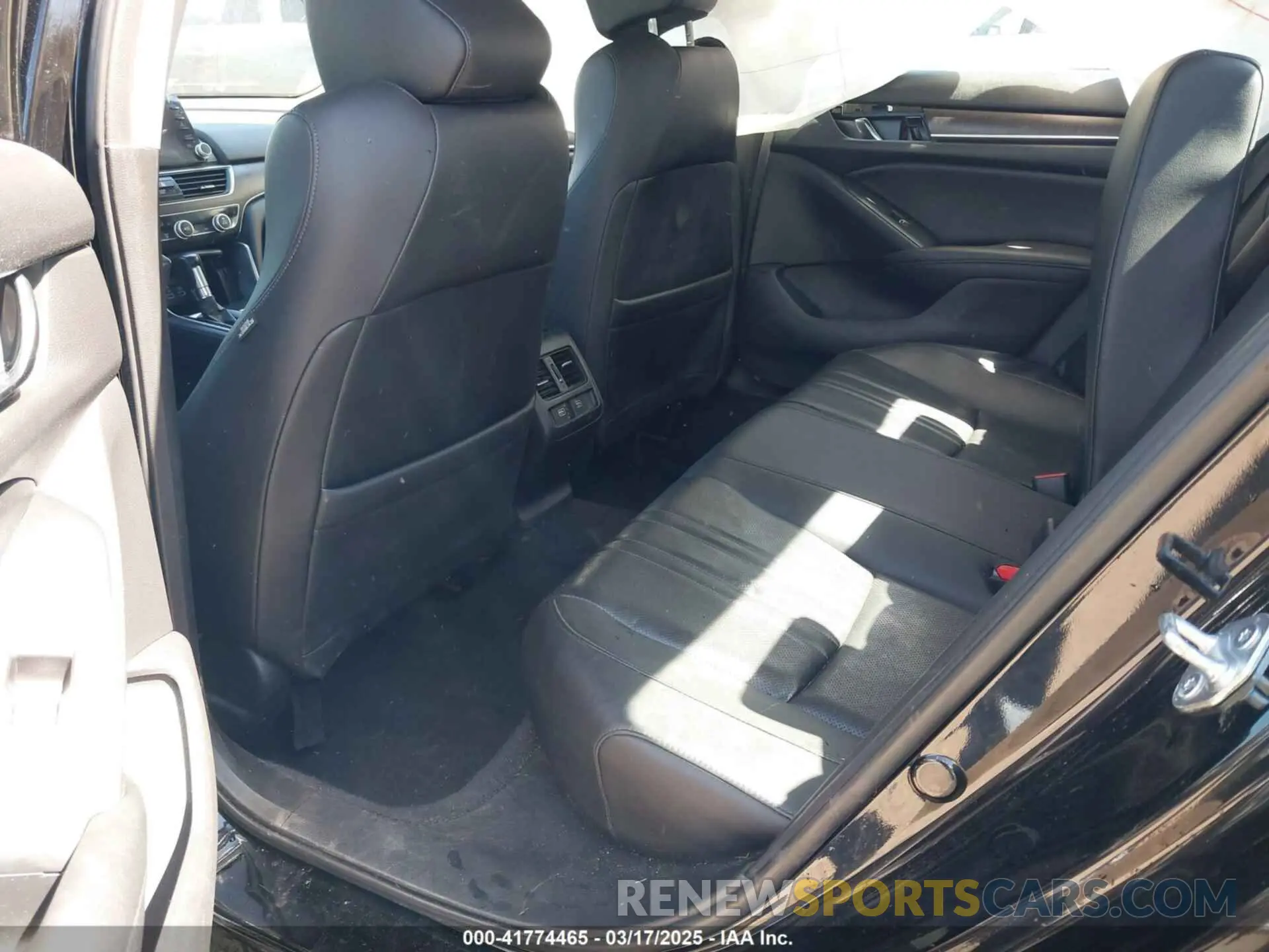 8 Photograph of a damaged car 1HGCV1F56NA054123 HONDA ACCORD 2022