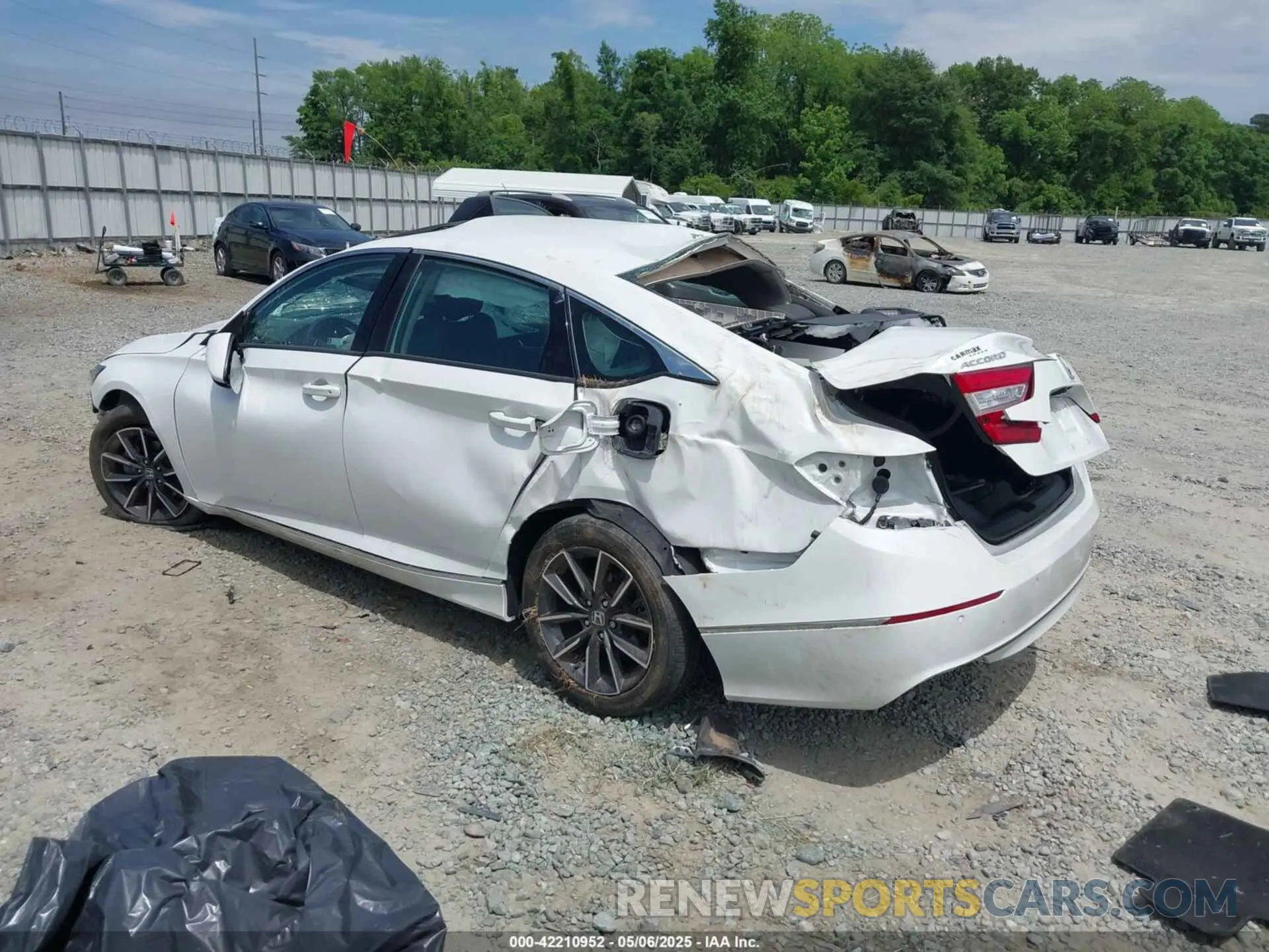 3 Photograph of a damaged car 1HGCV1F57NA055071 HONDA ACCORD 2022