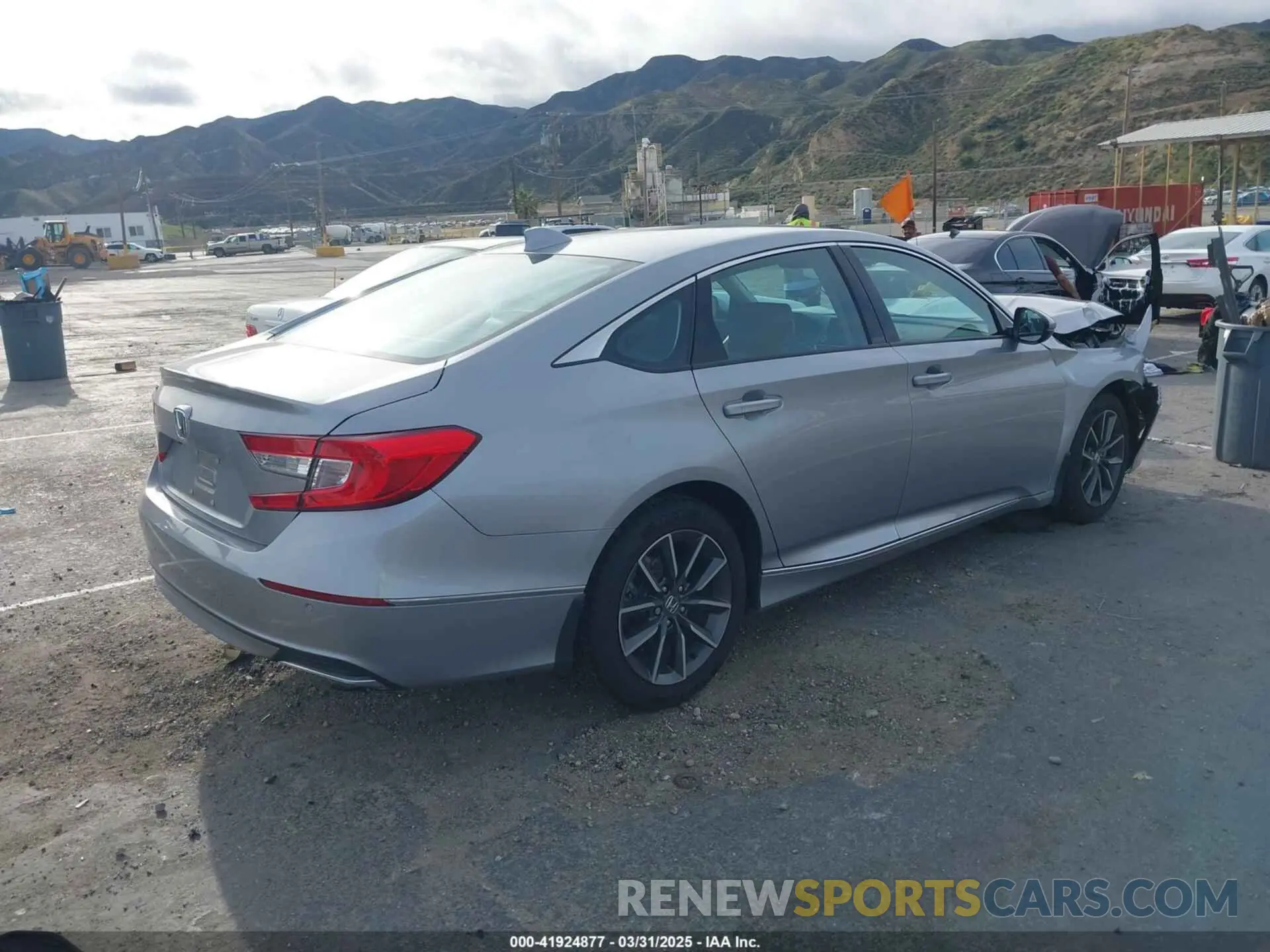 4 Photograph of a damaged car 1HGCV1F5XNA041987 HONDA ACCORD 2022