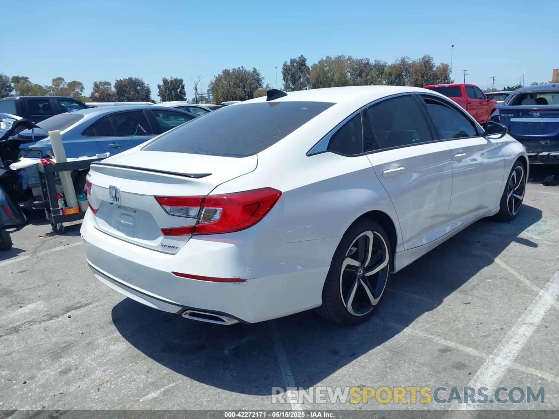 4 Photograph of a damaged car 1HGCV2F30NA022577 HONDA ACCORD 2022