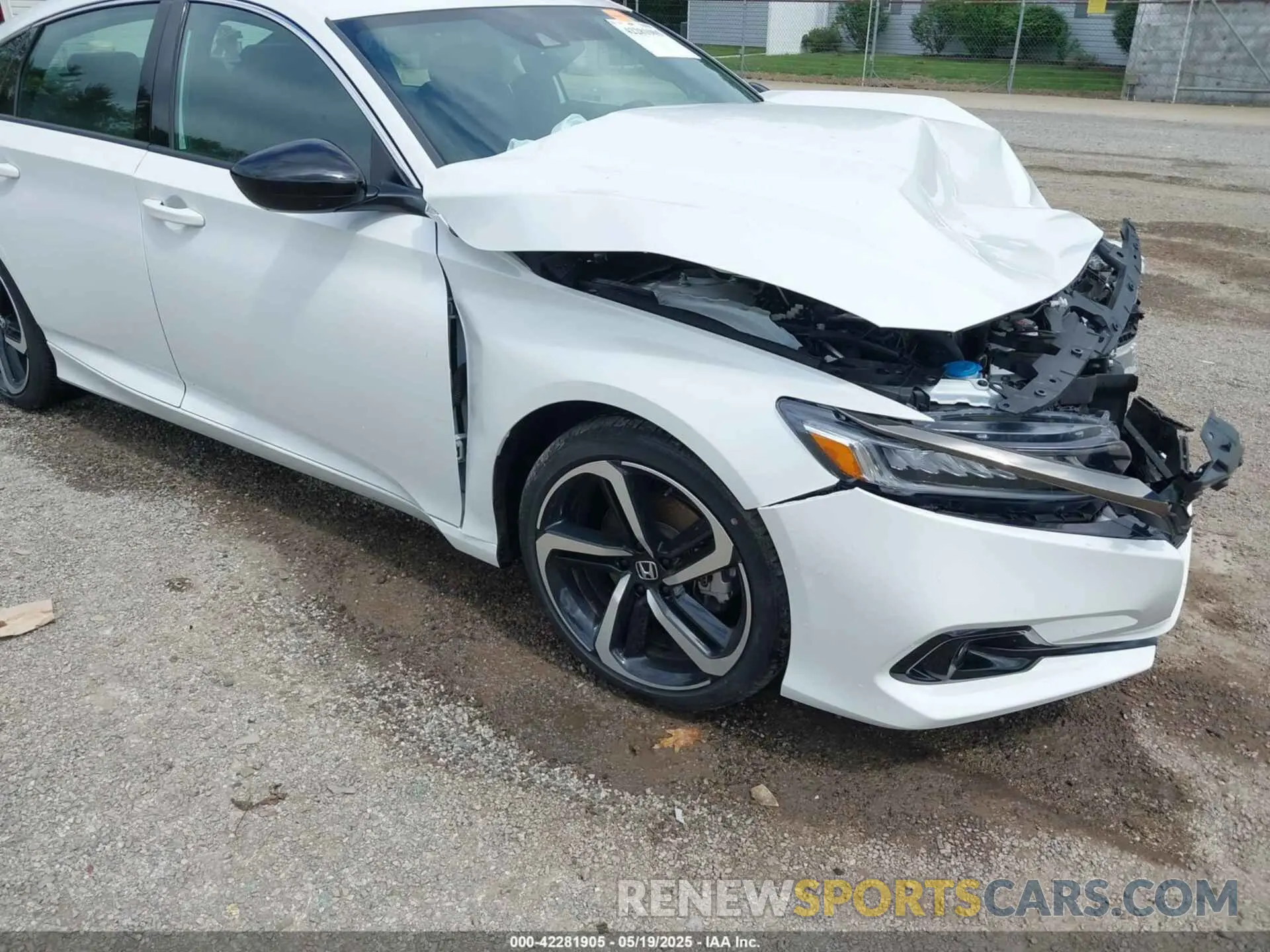 18 Photograph of a damaged car 1HGCV2F30NA024071 HONDA ACCORD 2022