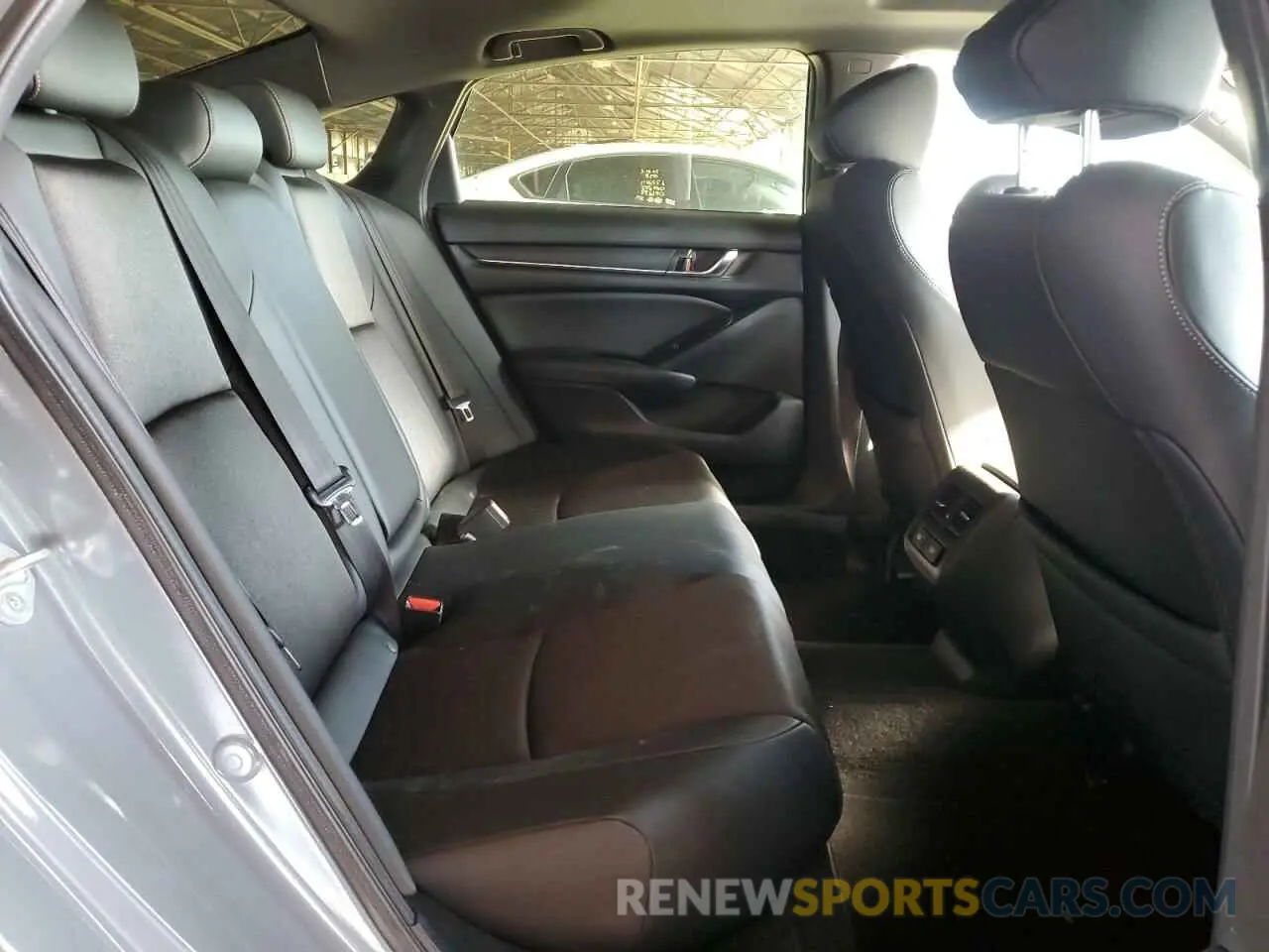 10 Photograph of a damaged car 1HGCV2F31NA013404 HONDA ACCORD 2022