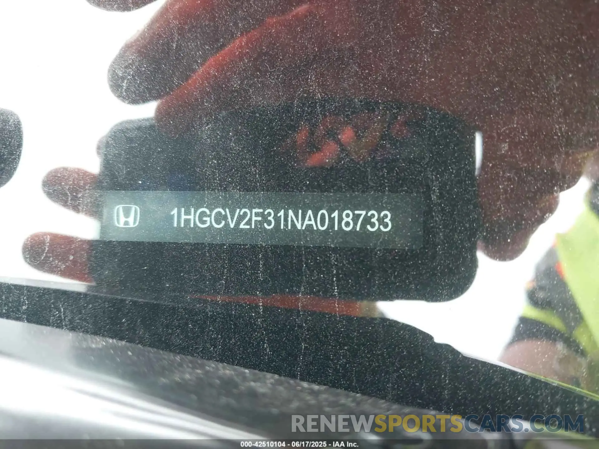 17 Photograph of a damaged car 1HGCV2F31NA018733 HONDA ACCORD 2022