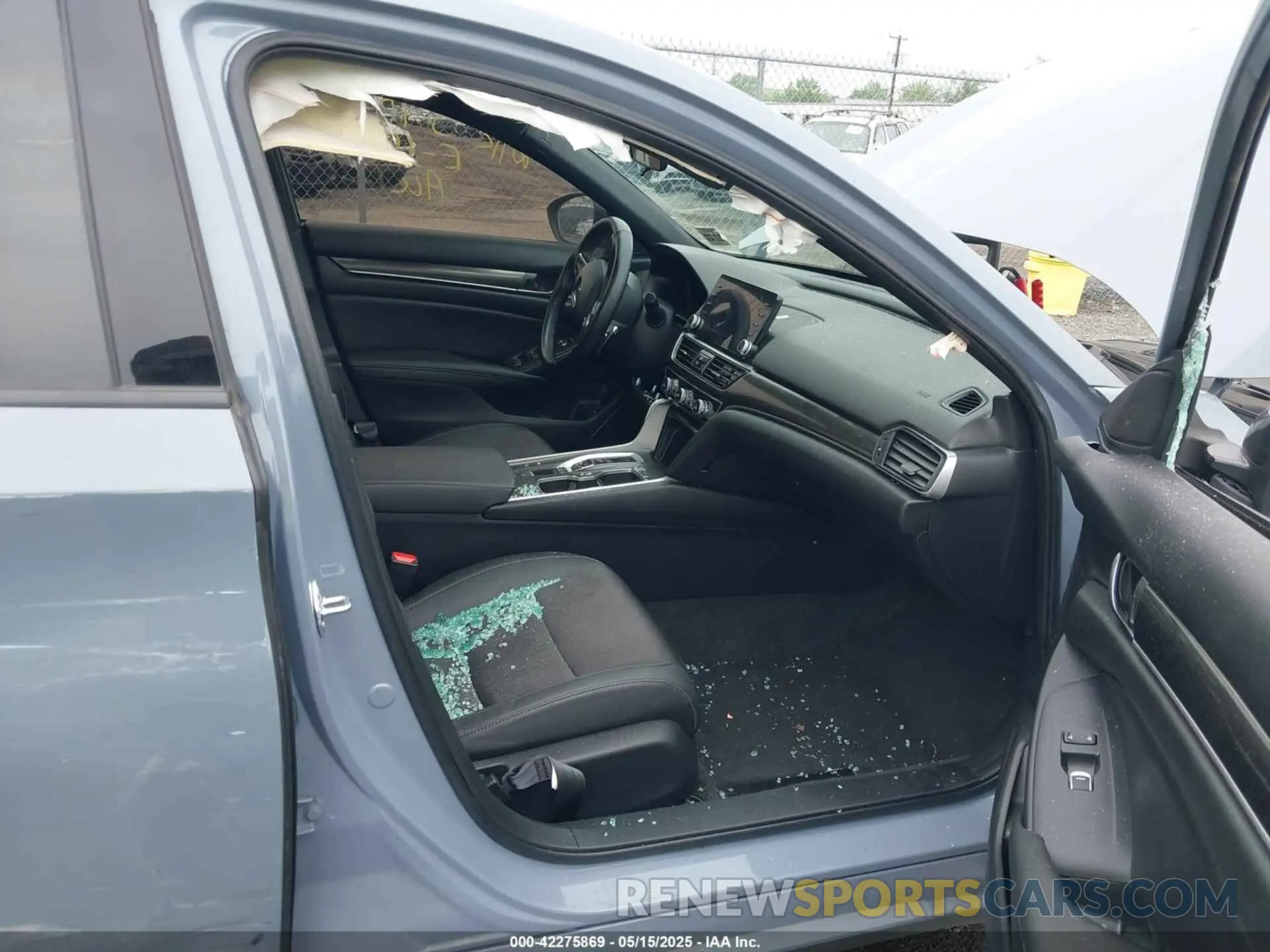 5 Photograph of a damaged car 1HGCV2F31NA024743 HONDA ACCORD 2022