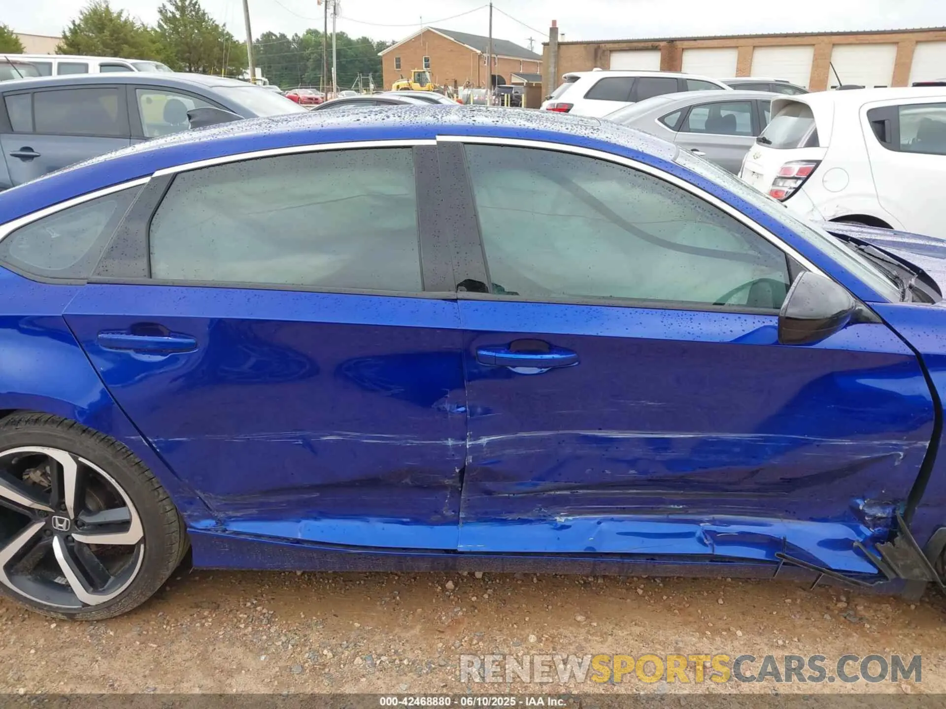 13 Photograph of a damaged car 1HGCV2F32NA003352 HONDA ACCORD 2022