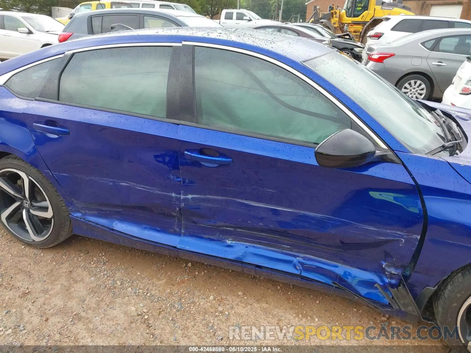 6 Photograph of a damaged car 1HGCV2F32NA003352 HONDA ACCORD 2022